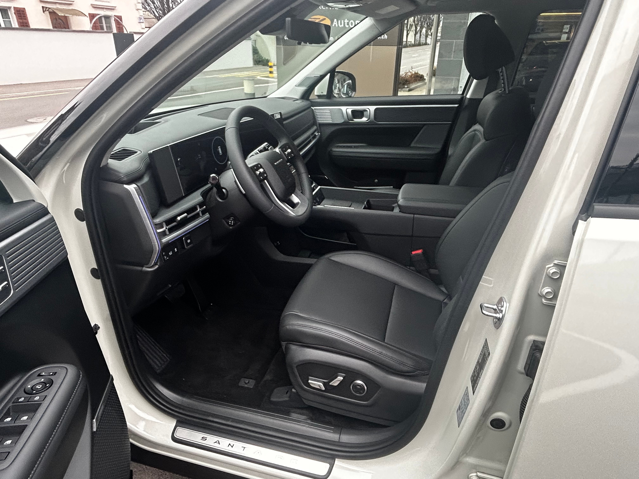 listing desktop thumbnail image 8