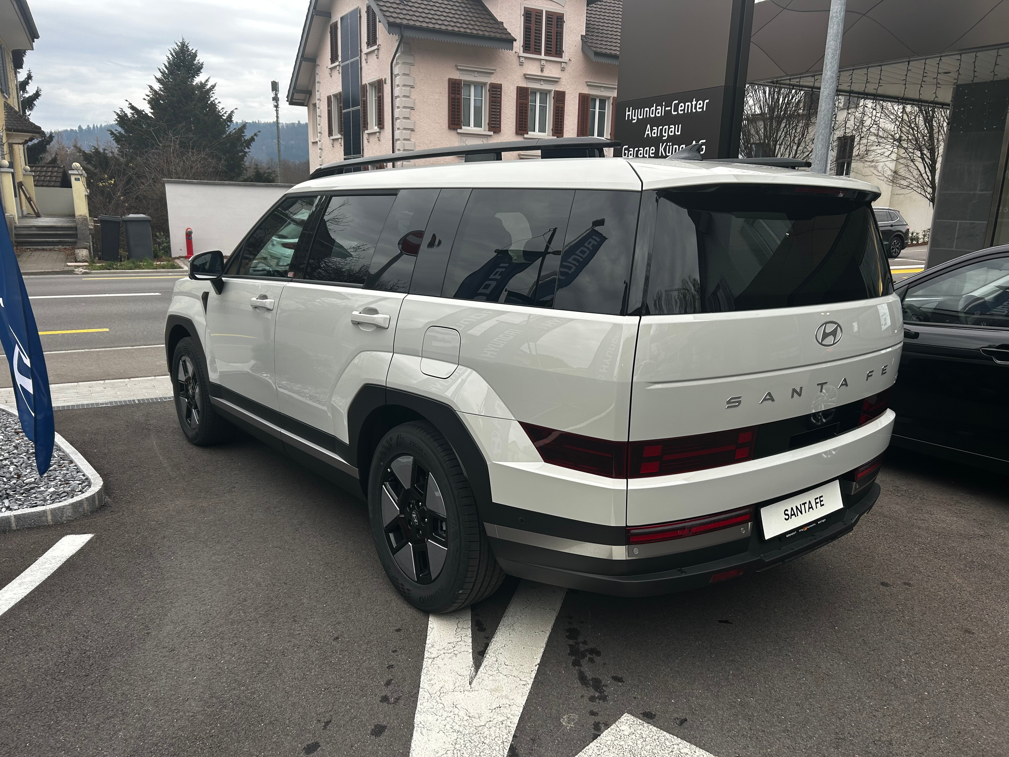 listing desktop thumbnail image 6