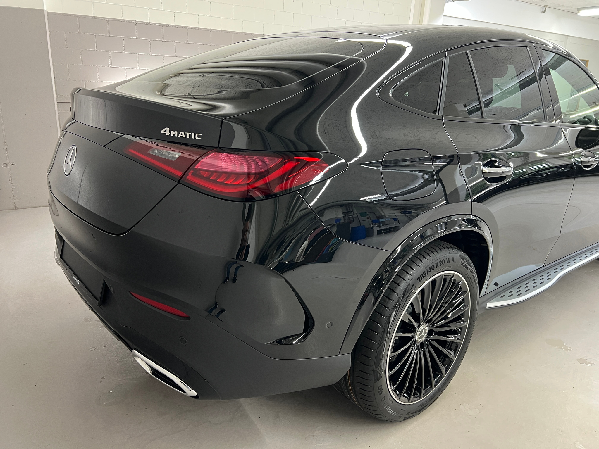 listing desktop thumbnail image 5