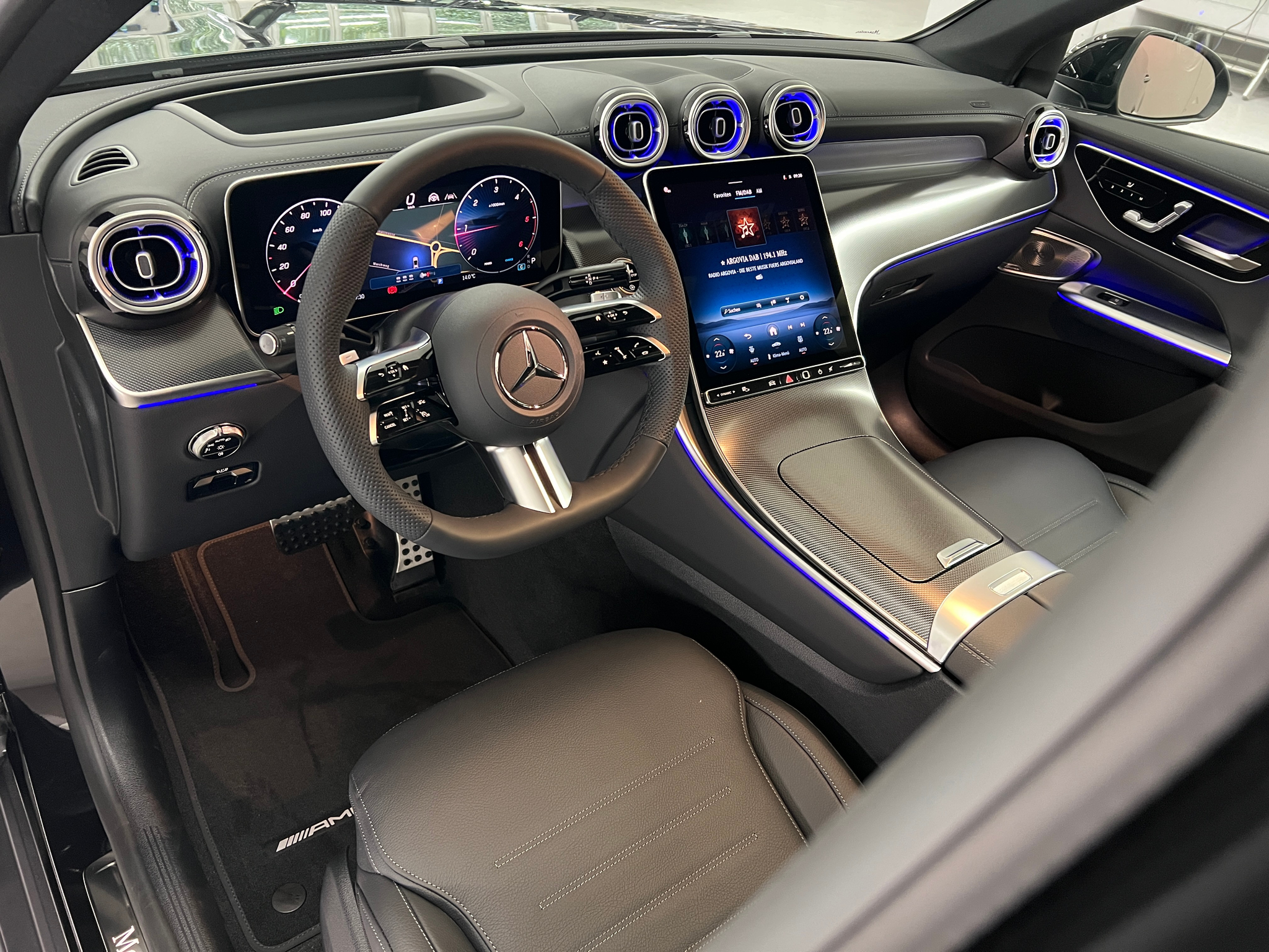 listing desktop thumbnail image 6