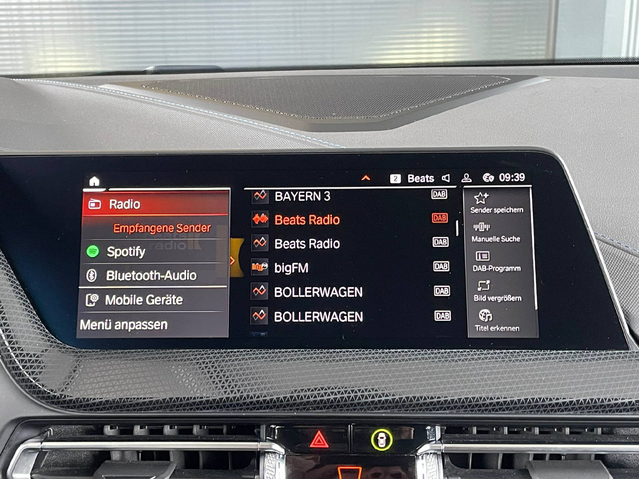 listing desktop thumbnail image 15