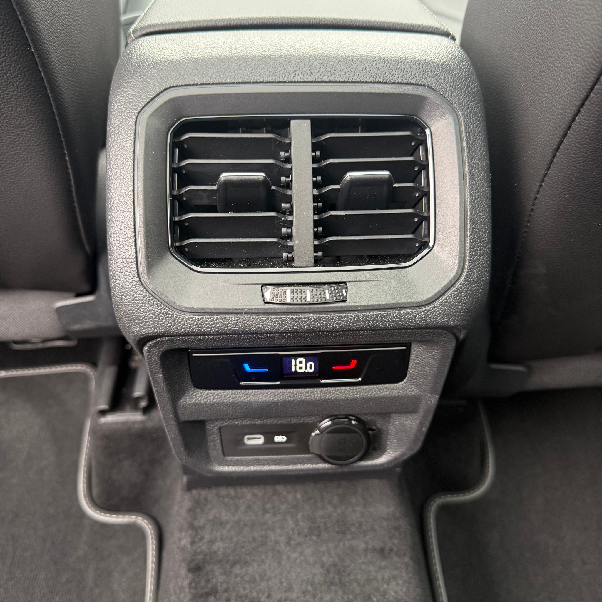 listing desktop thumbnail image 12