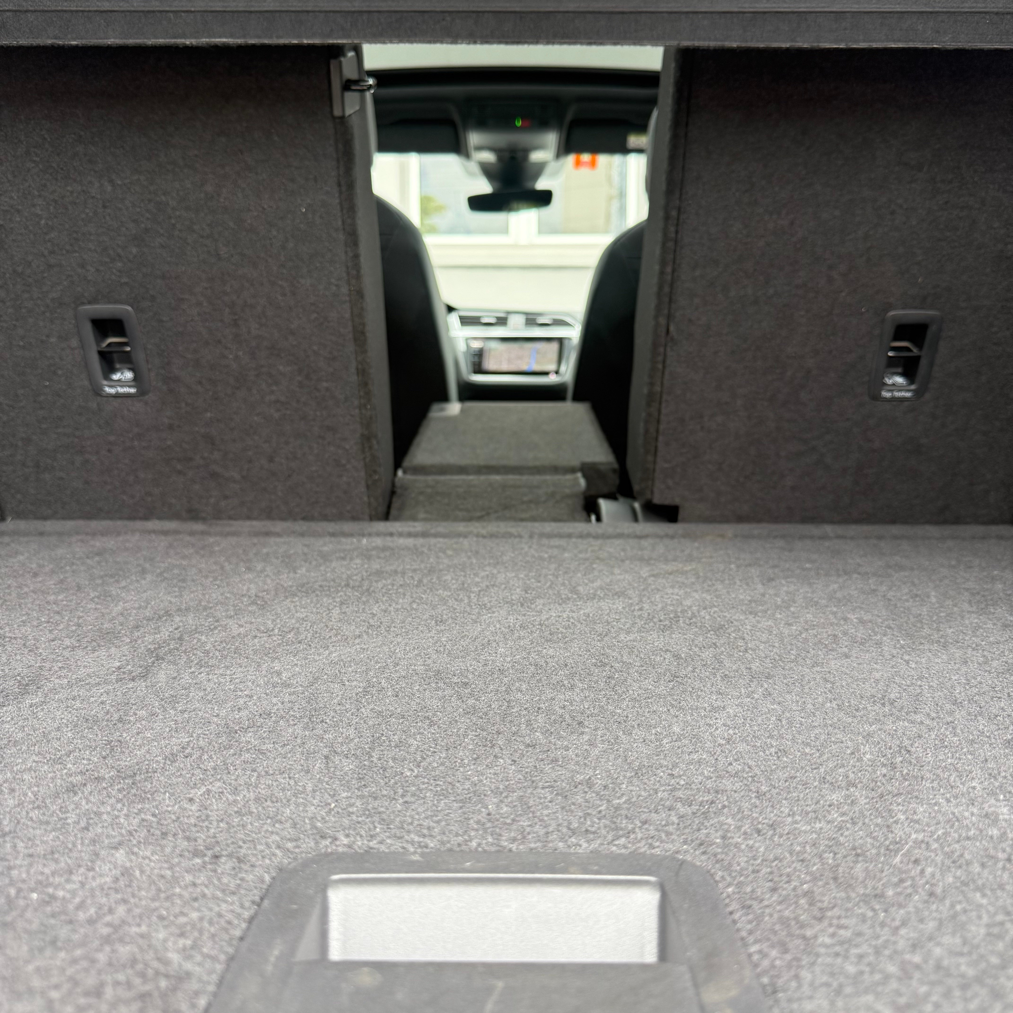 listing desktop thumbnail image 25