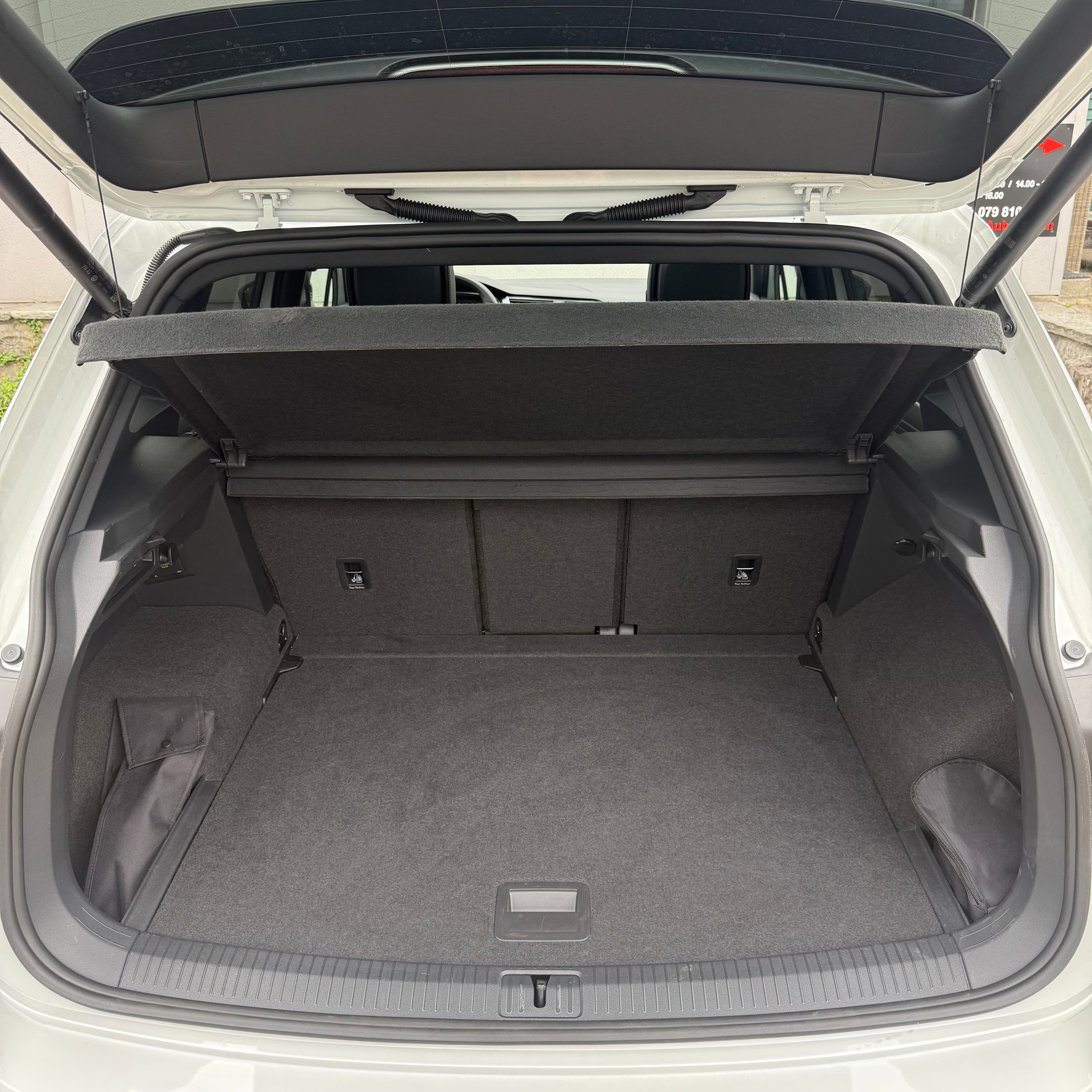 listing desktop thumbnail image 23