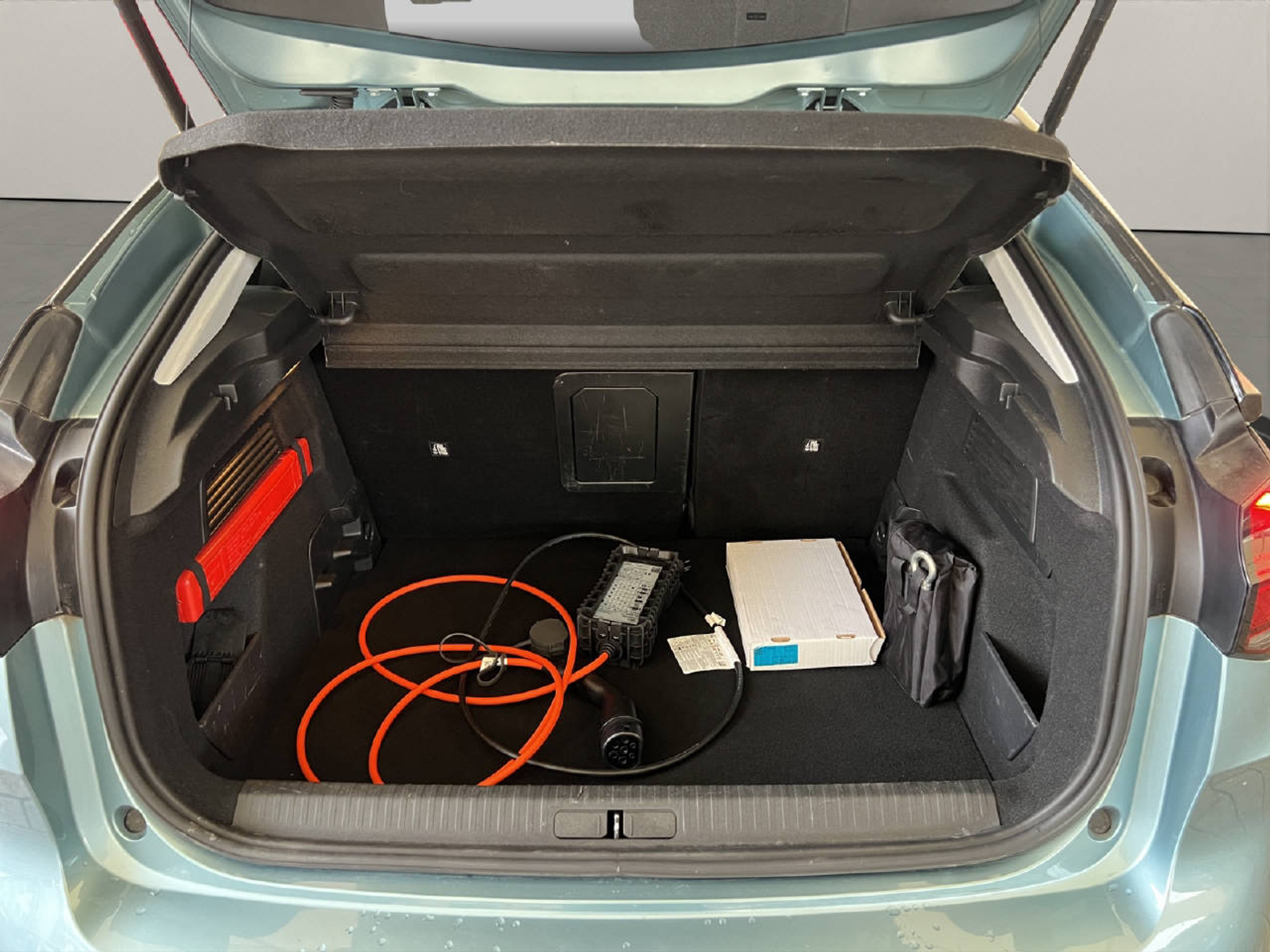 listing desktop thumbnail image 20