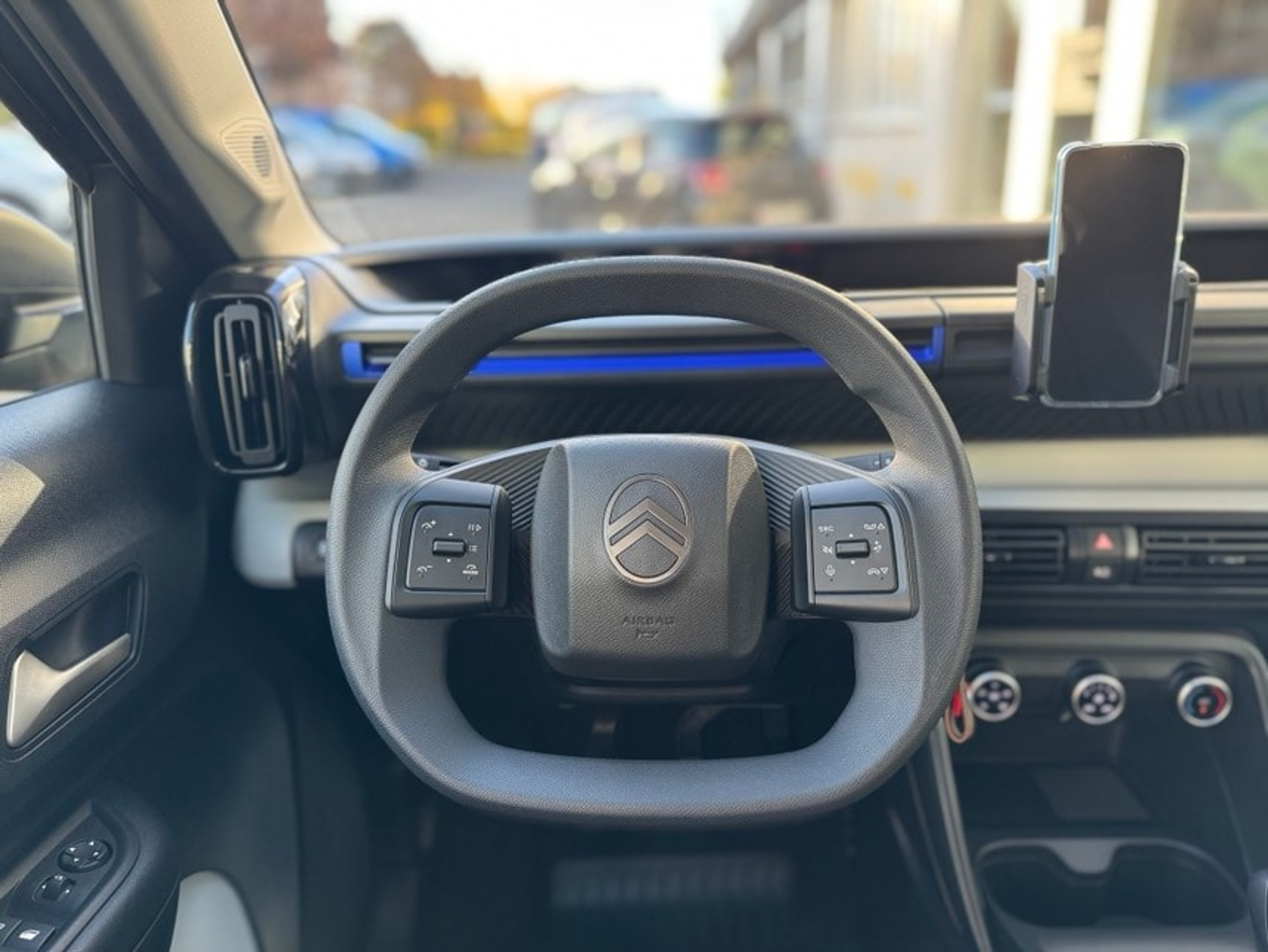 listing desktop thumbnail image 10