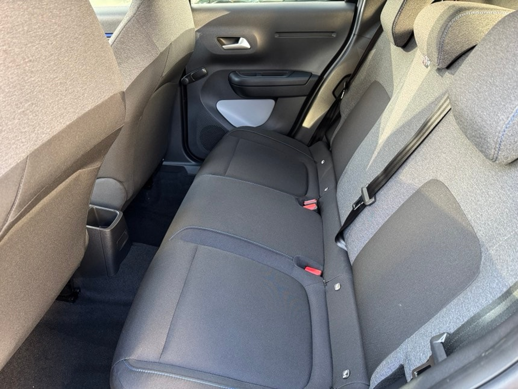 listing desktop thumbnail image 7