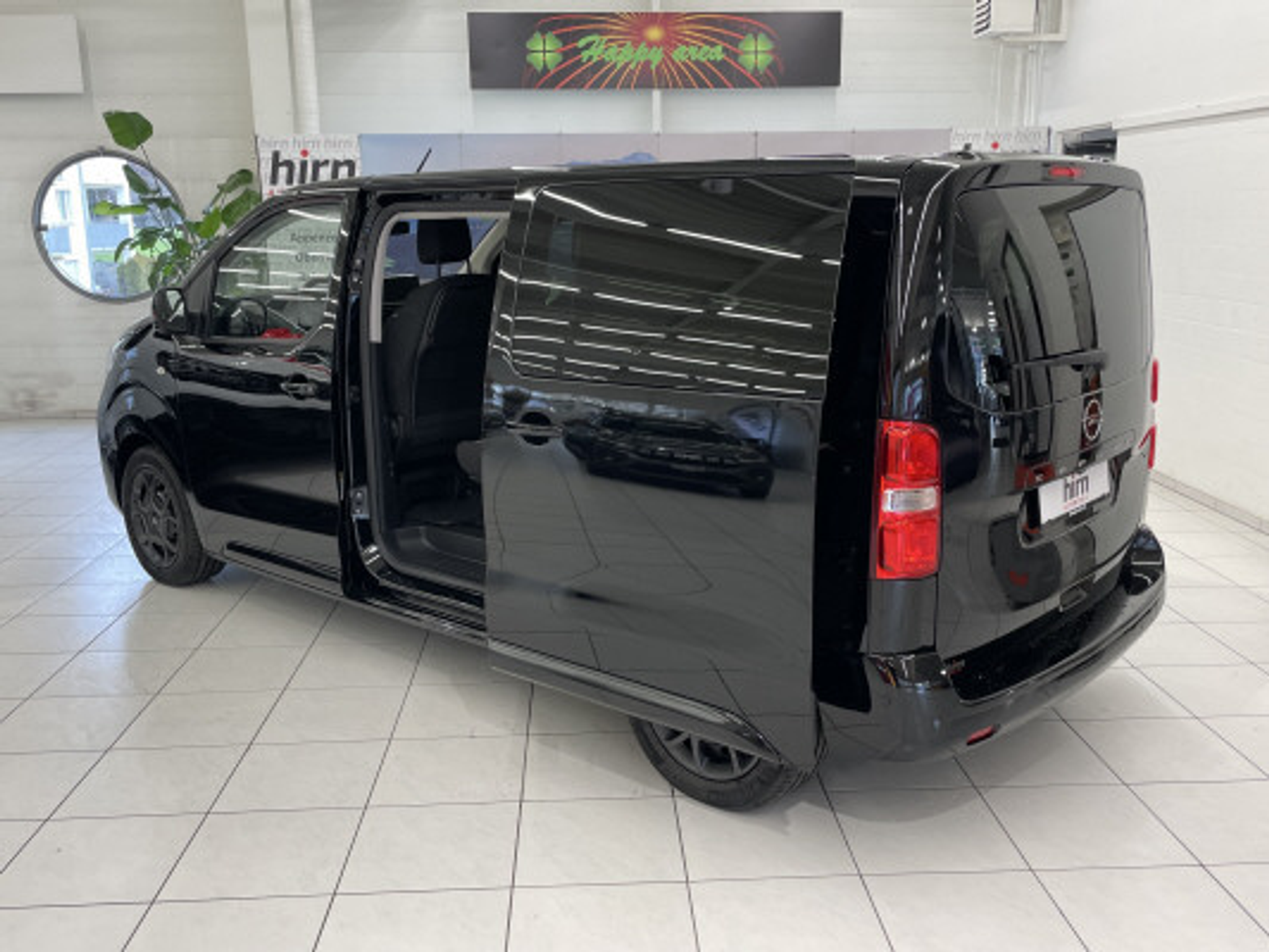 listing desktop thumbnail image 2