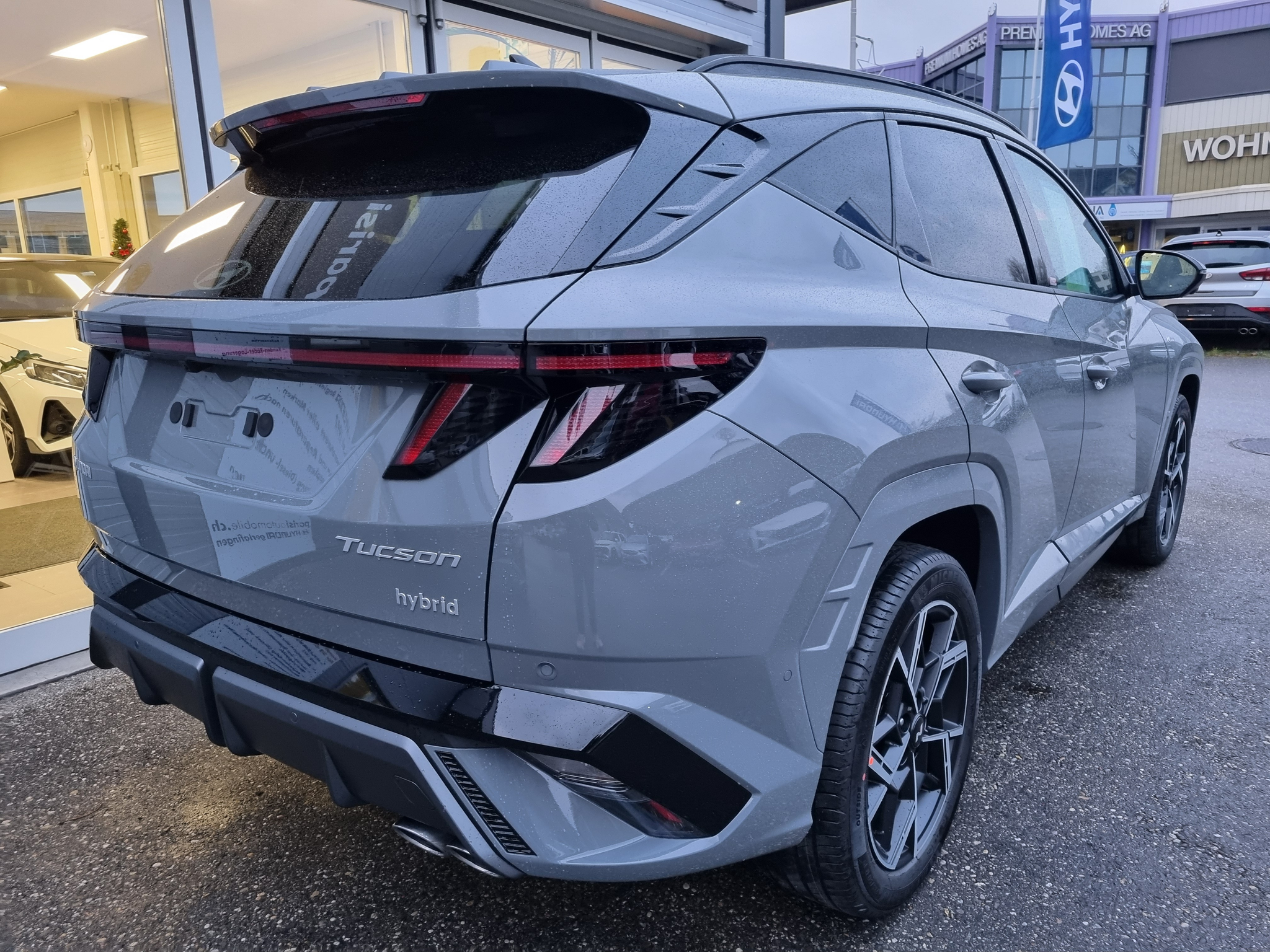 listing desktop thumbnail image 4