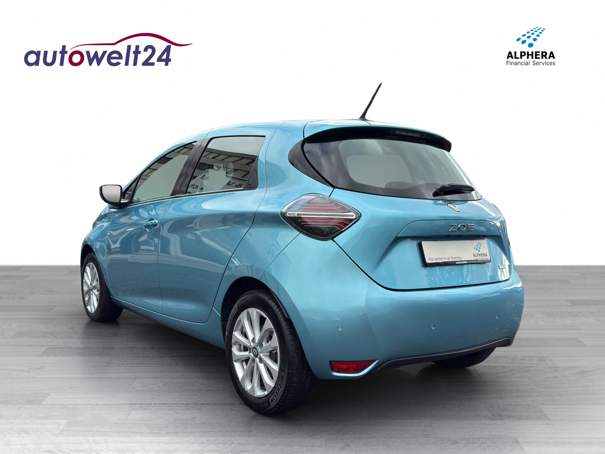 listing desktop thumbnail image 6