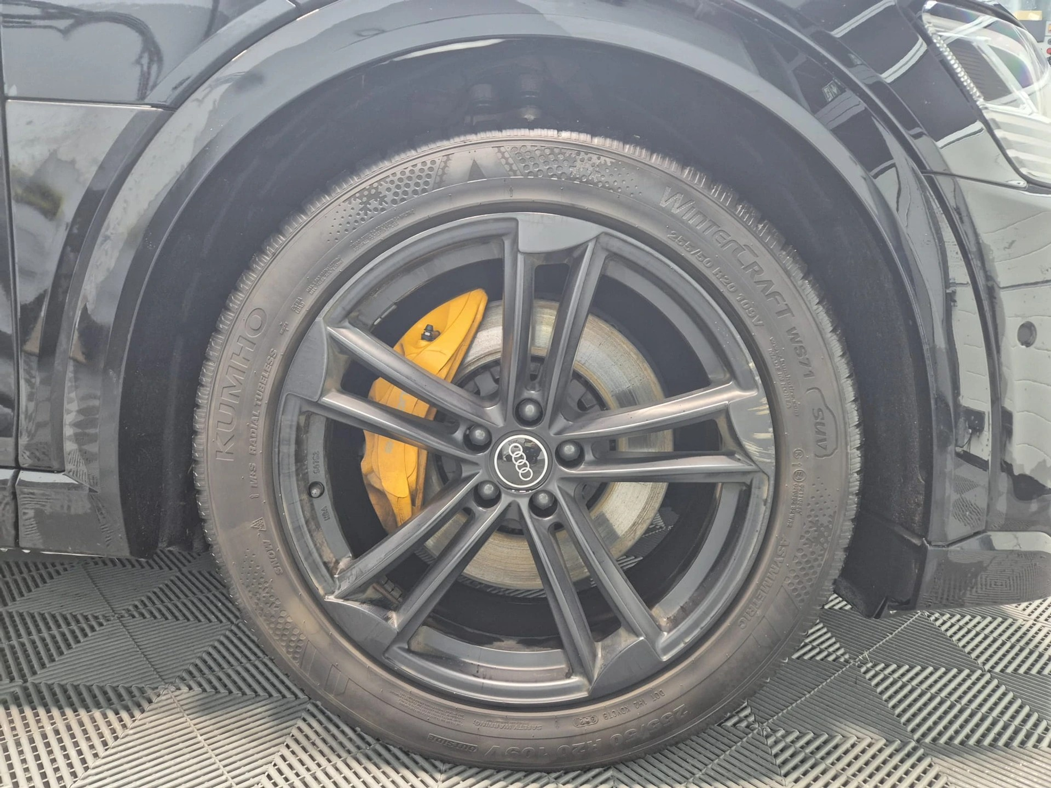 listing desktop thumbnail image 27