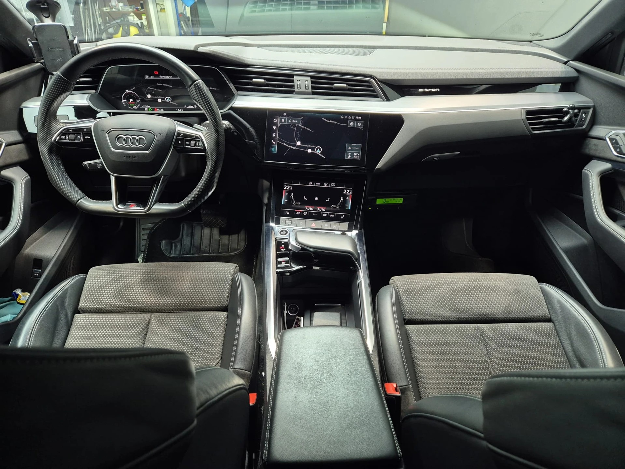 listing desktop thumbnail image 15