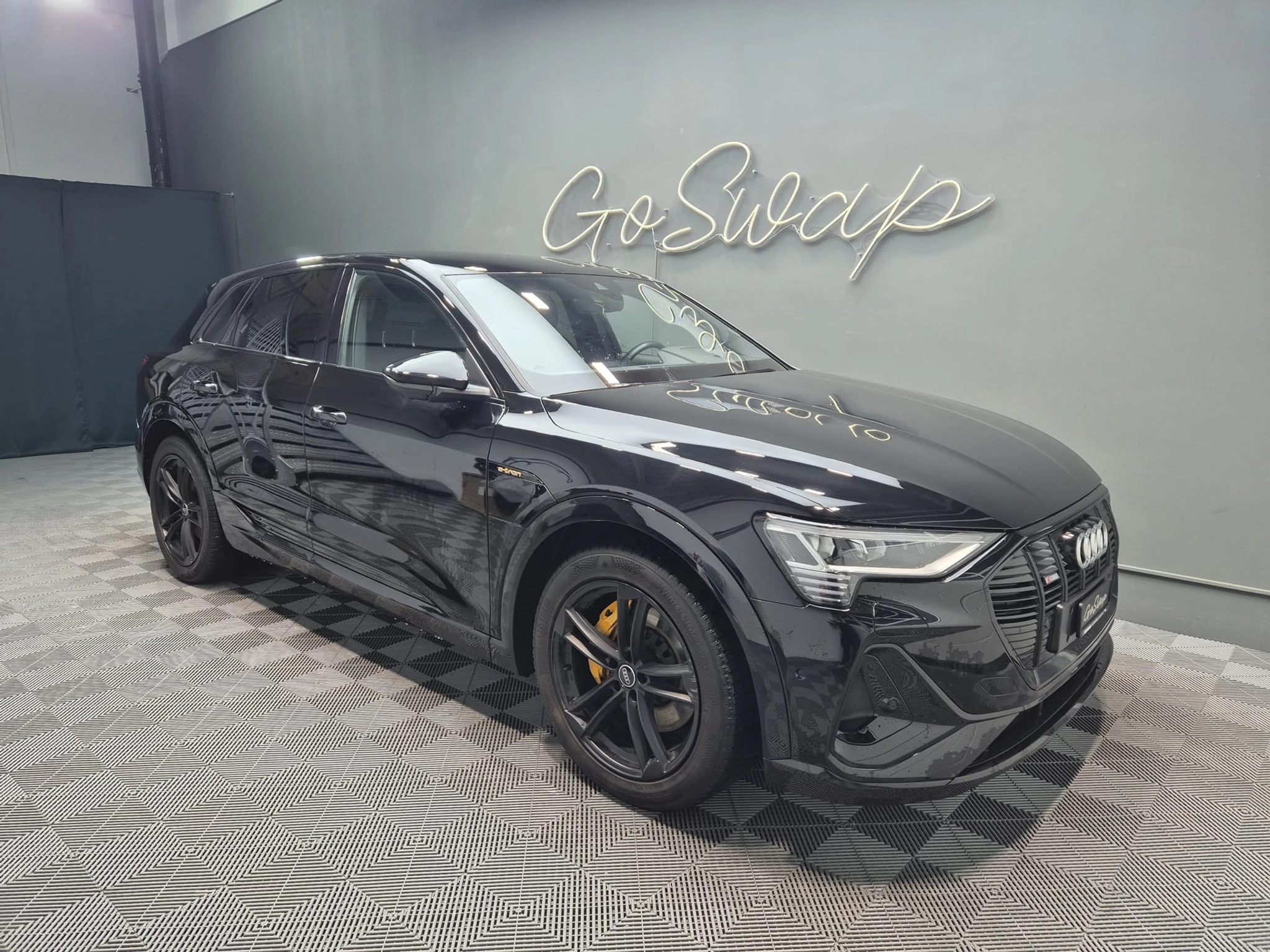 listing desktop thumbnail image 0