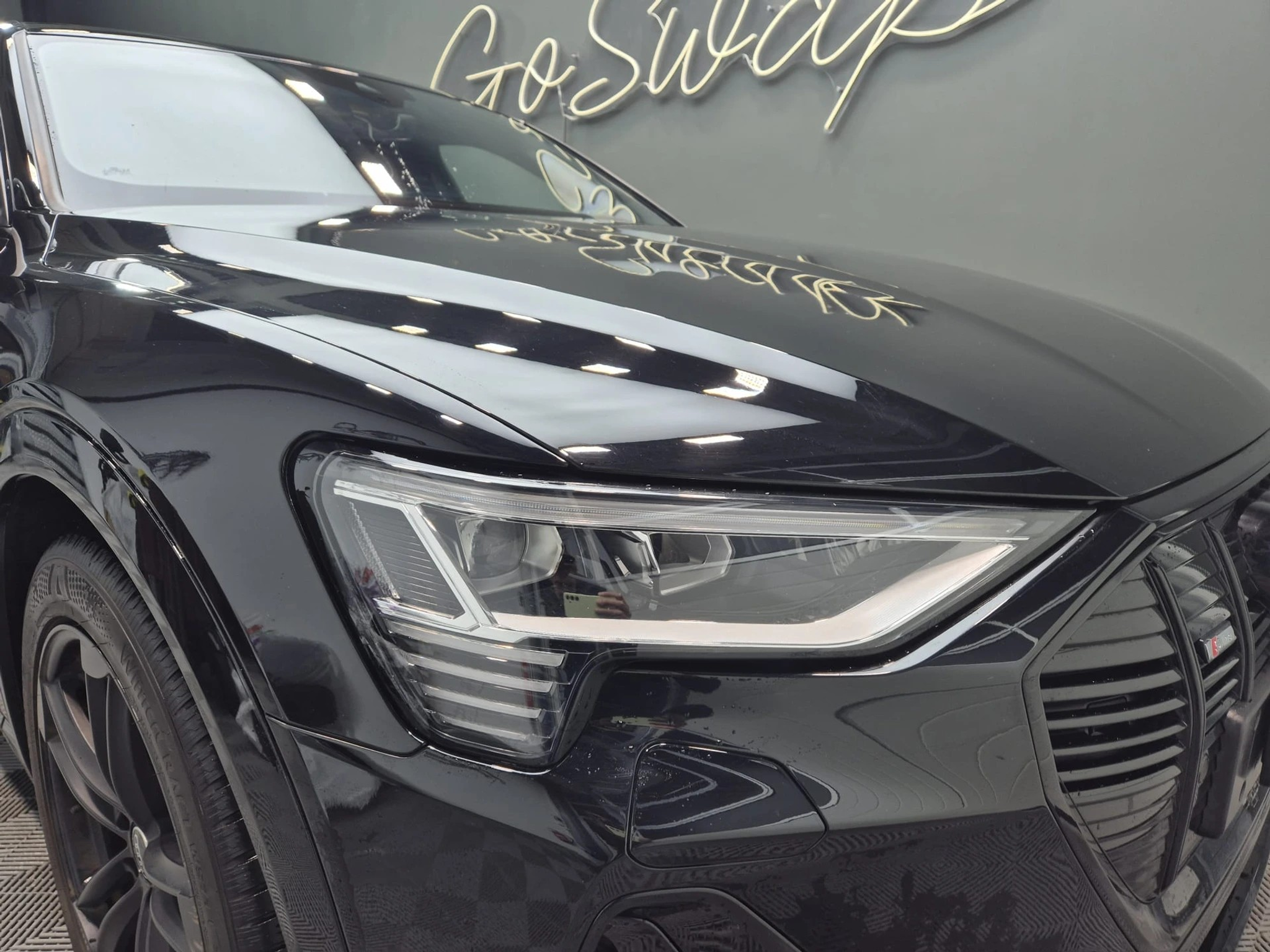 listing desktop thumbnail image 1