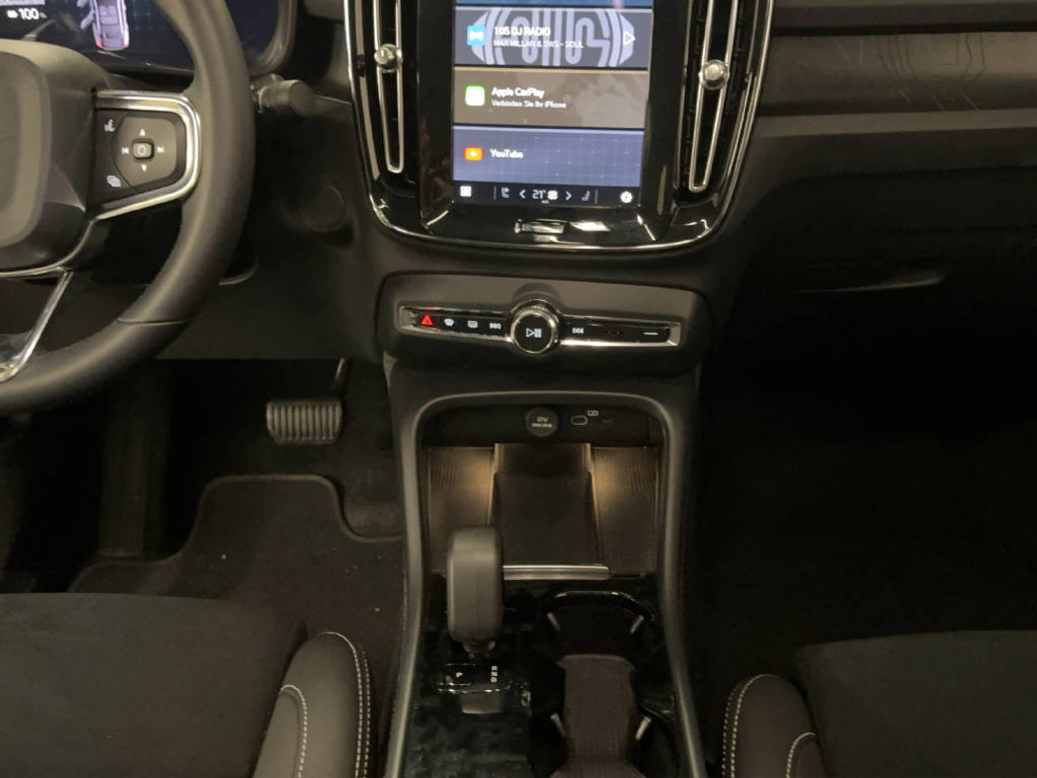 listing desktop thumbnail image 8