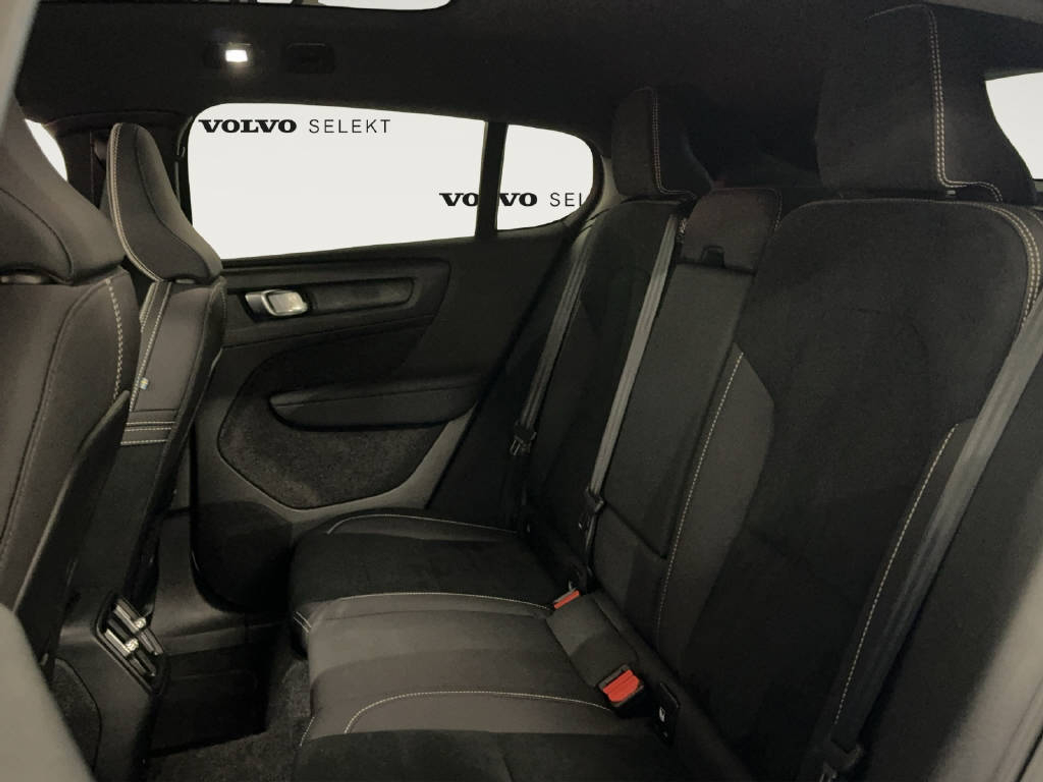 listing desktop thumbnail image 13