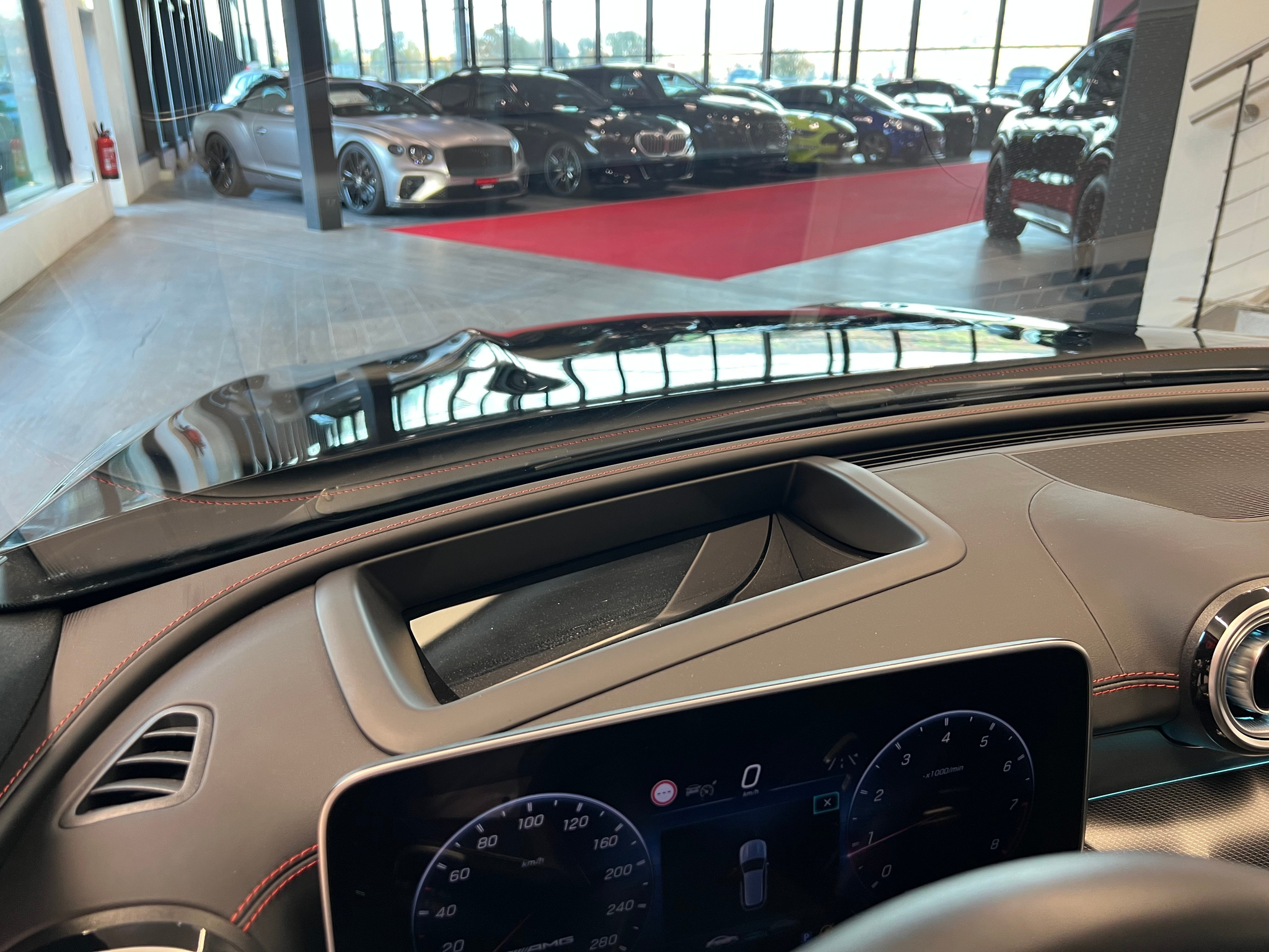 listing desktop thumbnail image 28