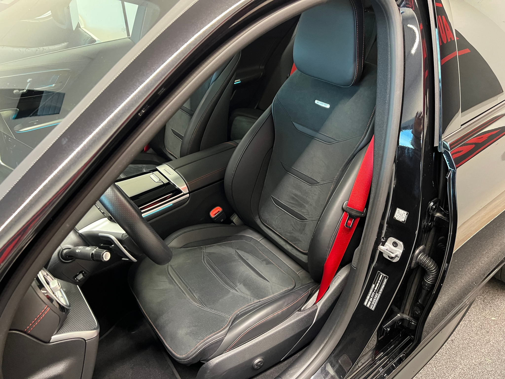 listing desktop thumbnail image 15