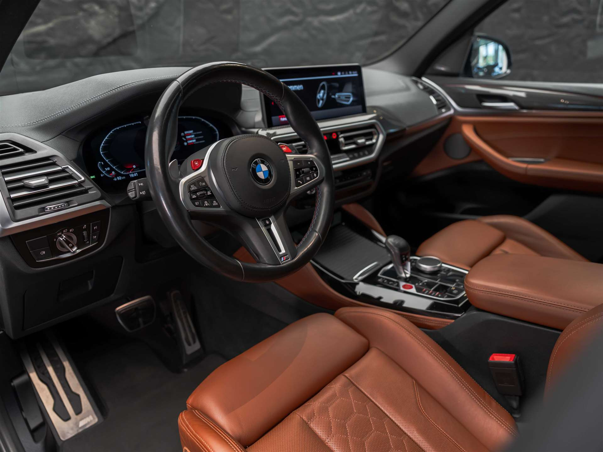 listing desktop thumbnail image 9