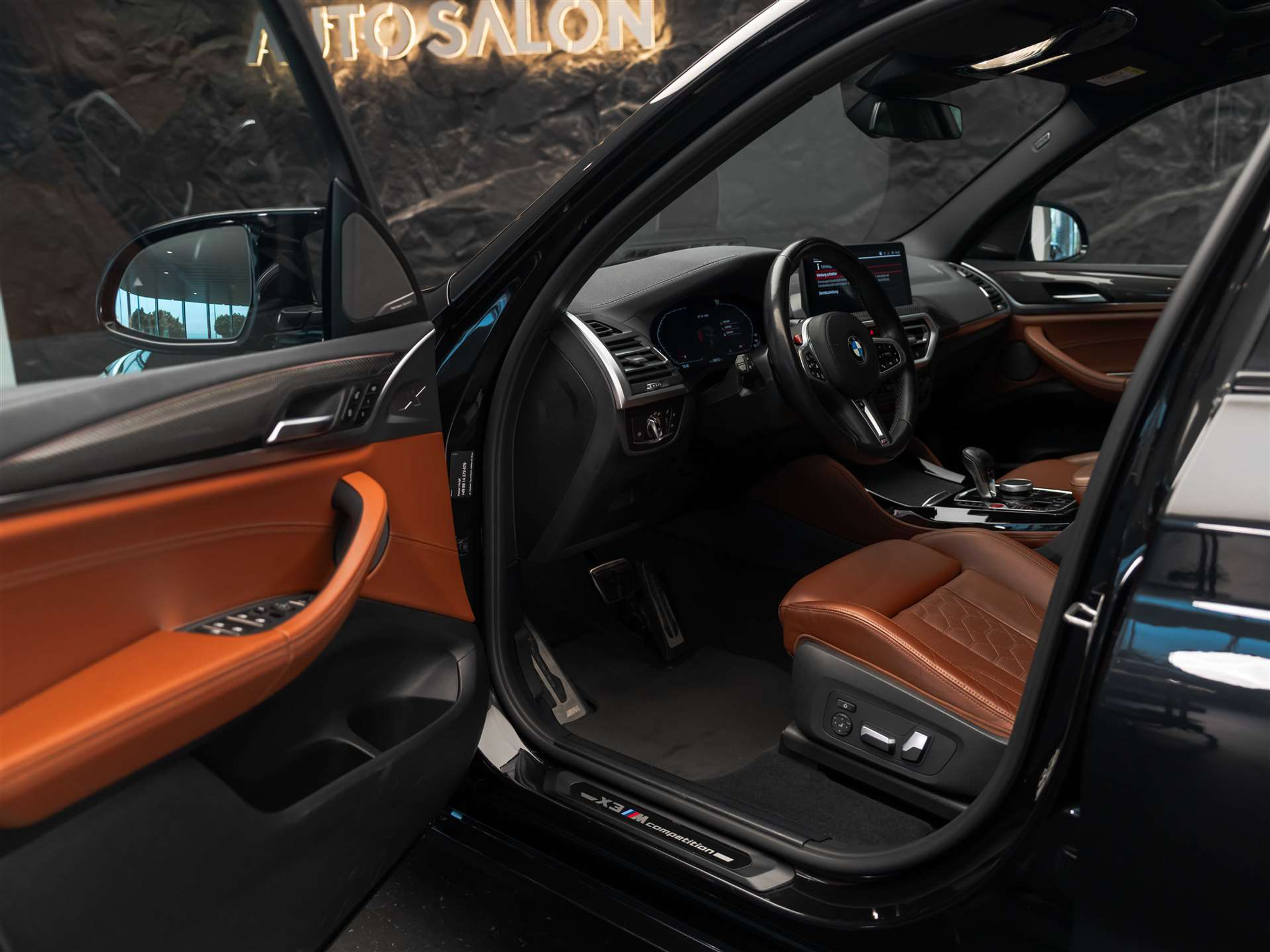 listing desktop thumbnail image 8