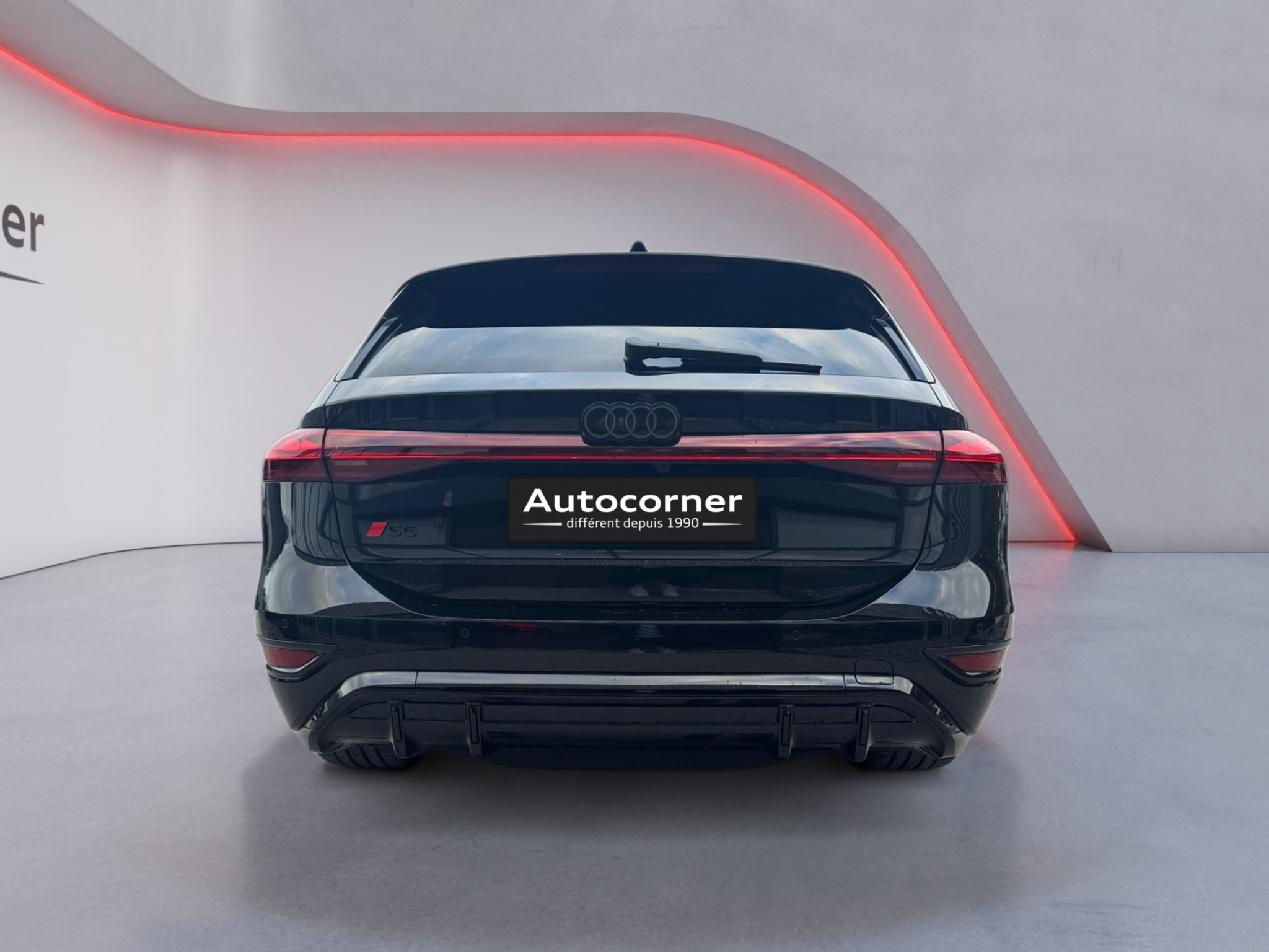 listing desktop thumbnail image 3