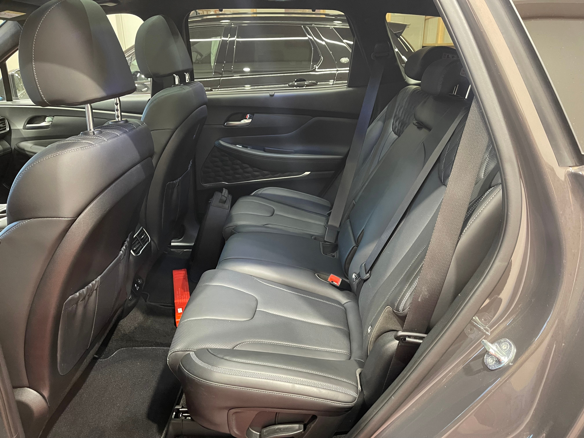 listing desktop thumbnail image 15