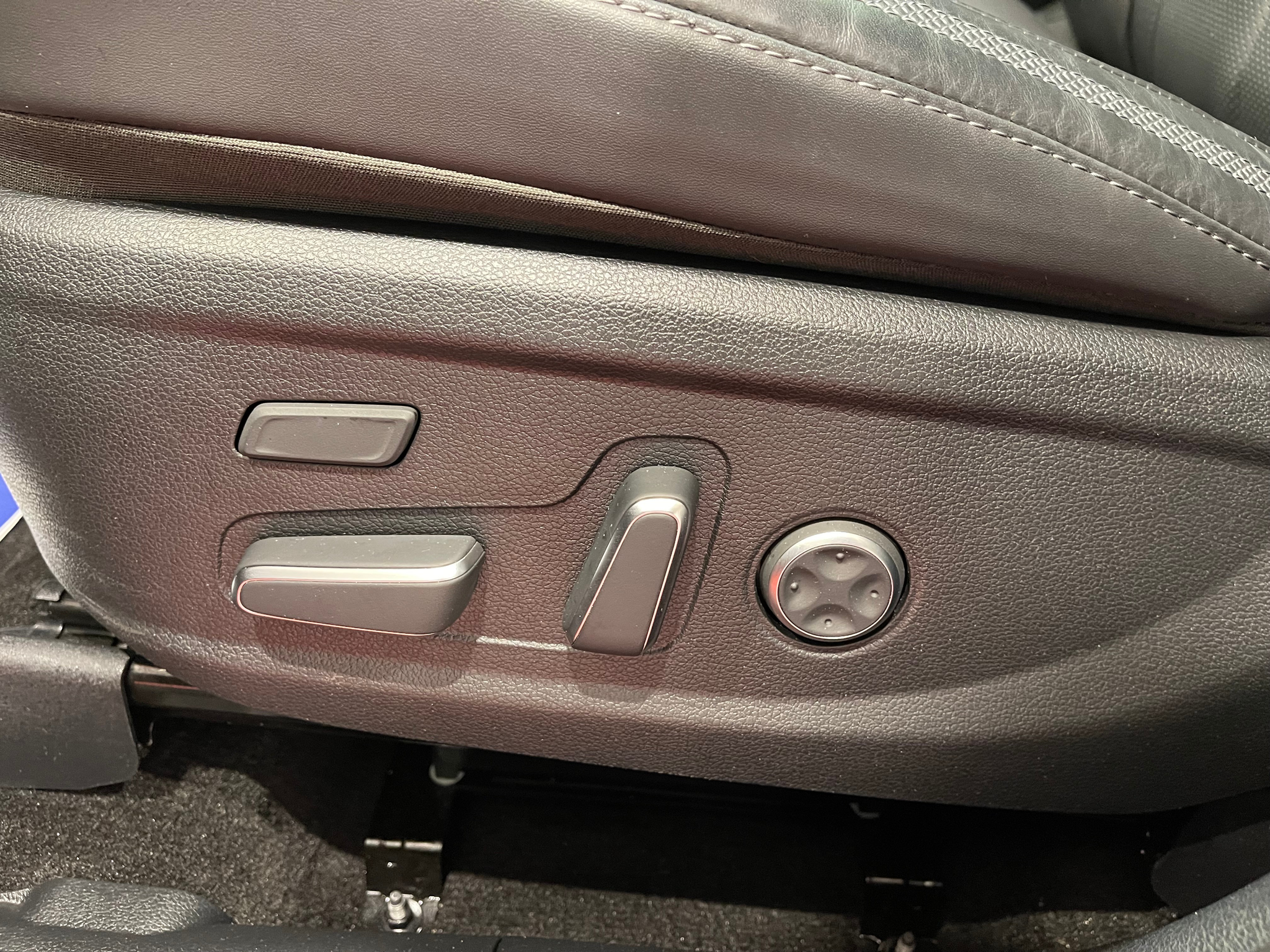 listing desktop thumbnail image 13