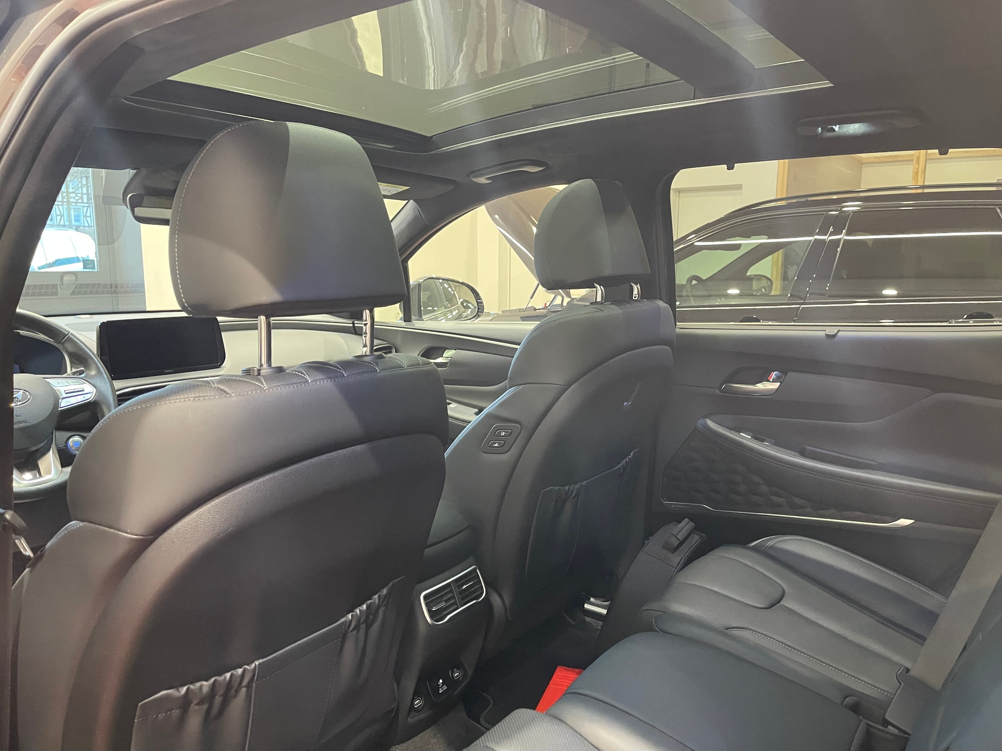 listing desktop thumbnail image 16