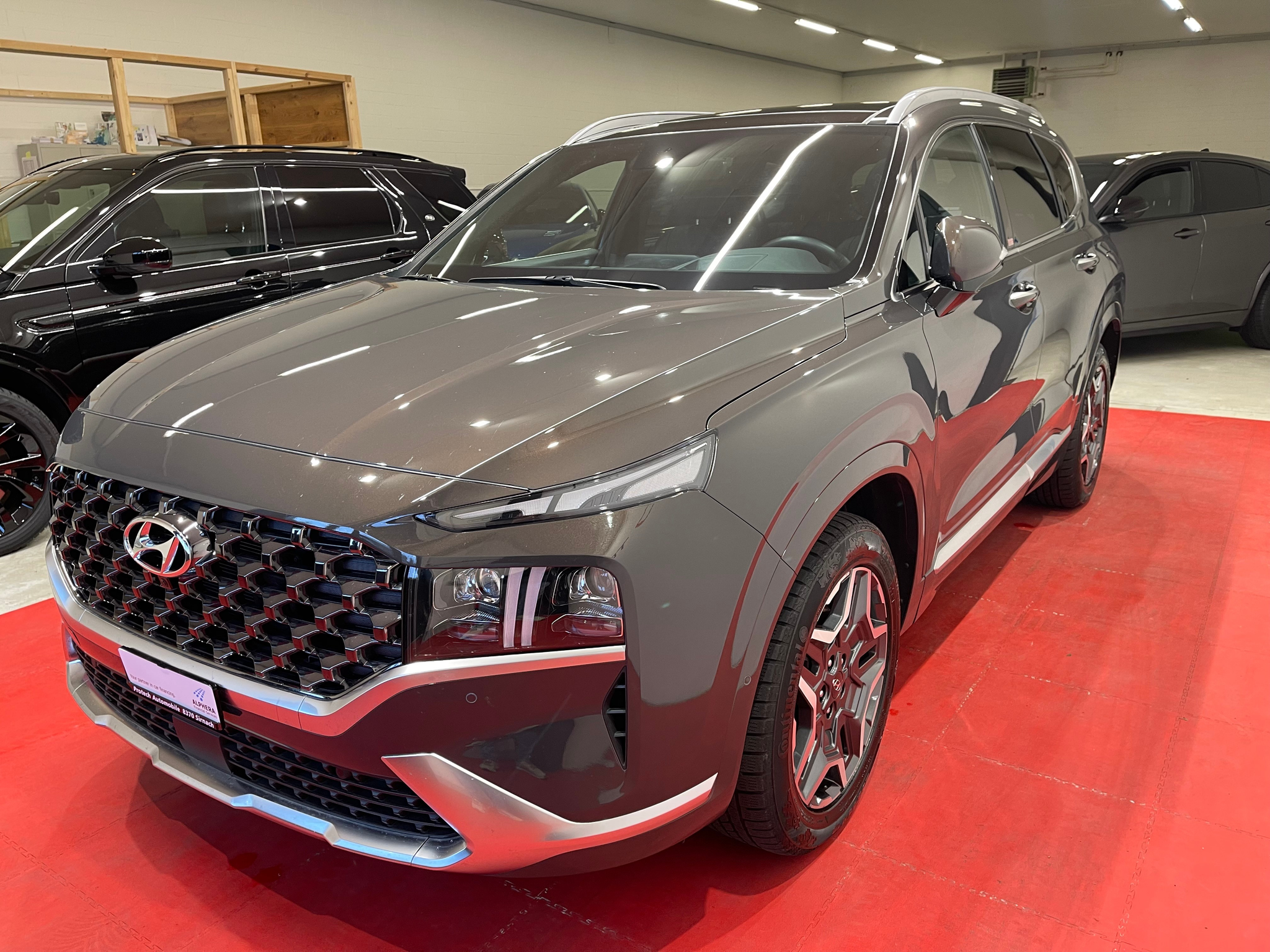 listing desktop thumbnail image 3