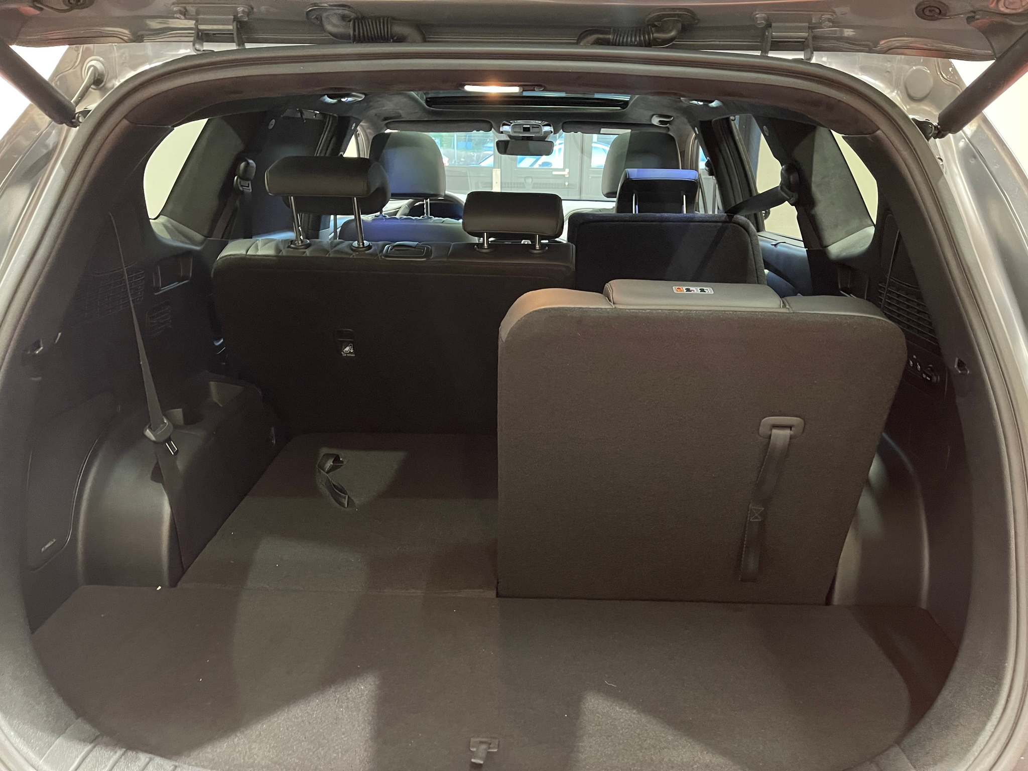 listing desktop thumbnail image 19