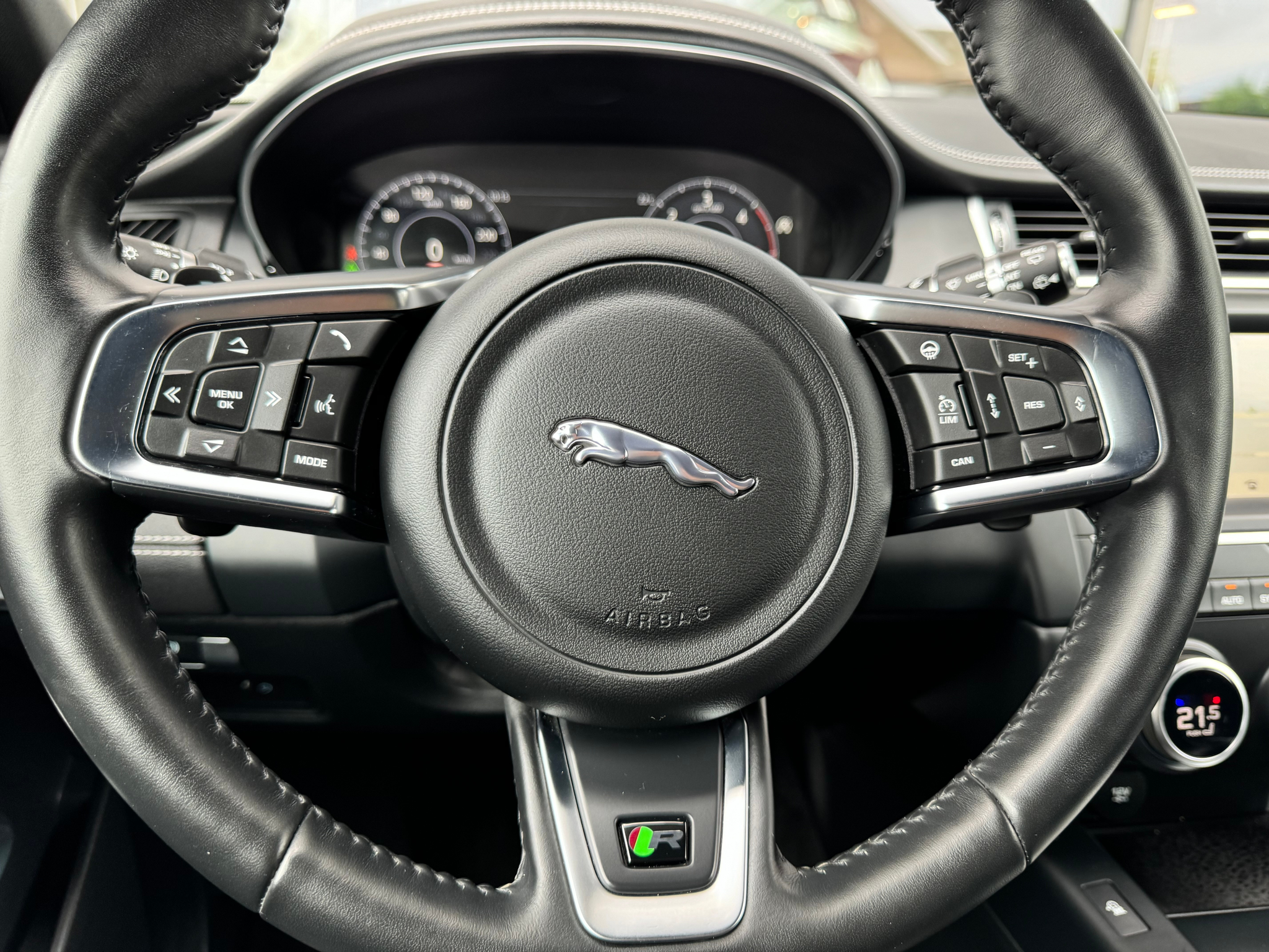 listing desktop thumbnail image 20