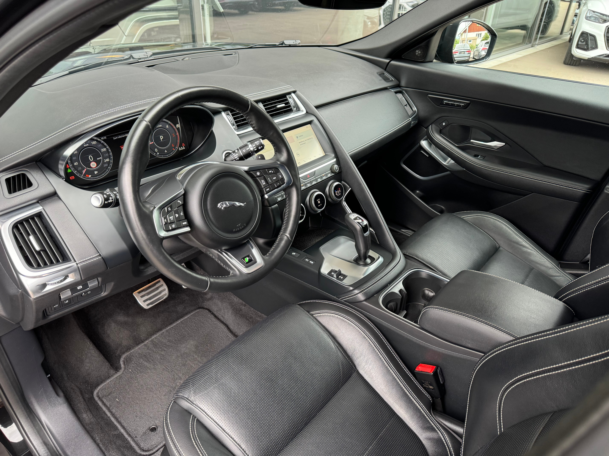 listing desktop thumbnail image 11