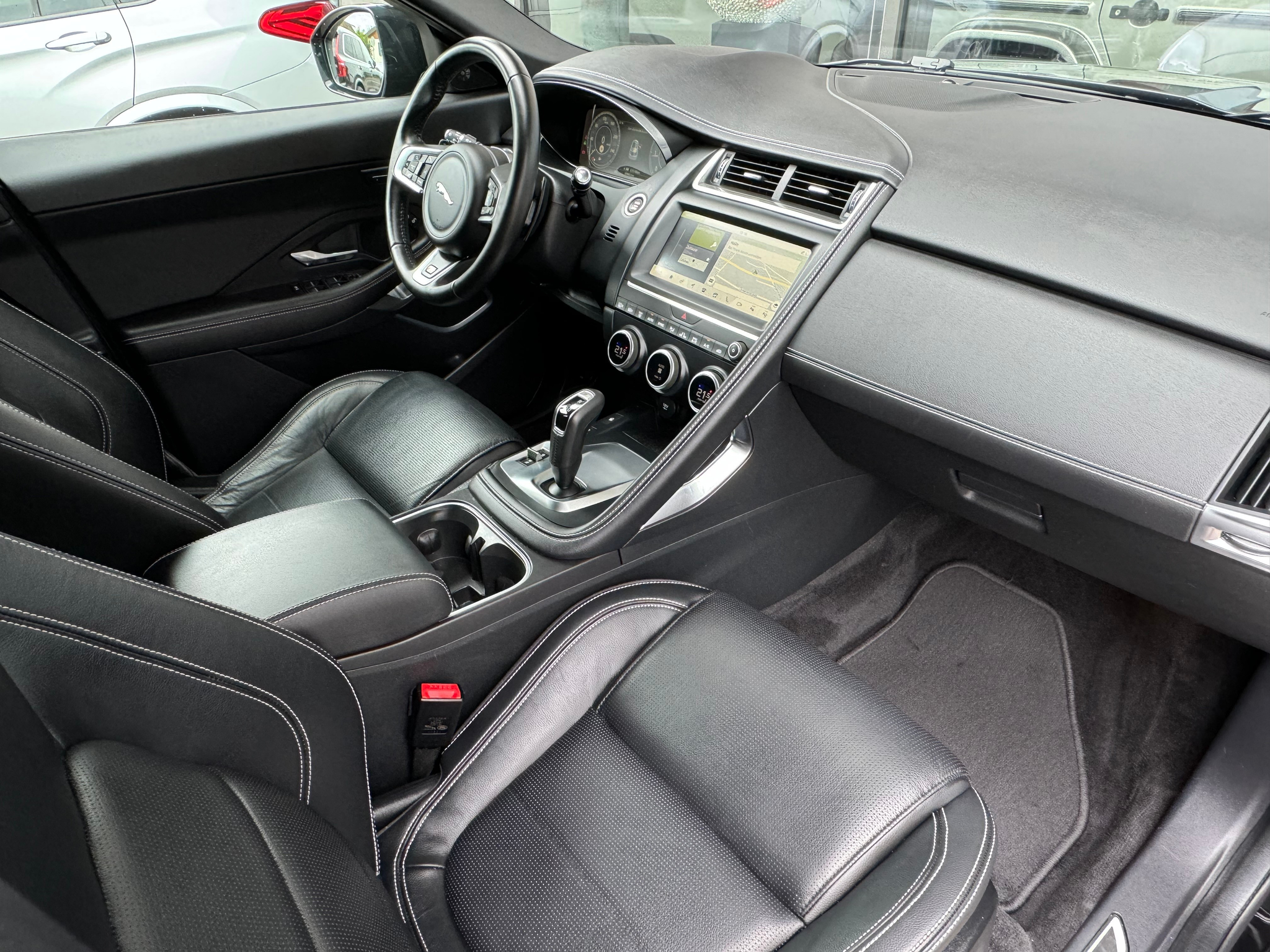 listing desktop thumbnail image 24