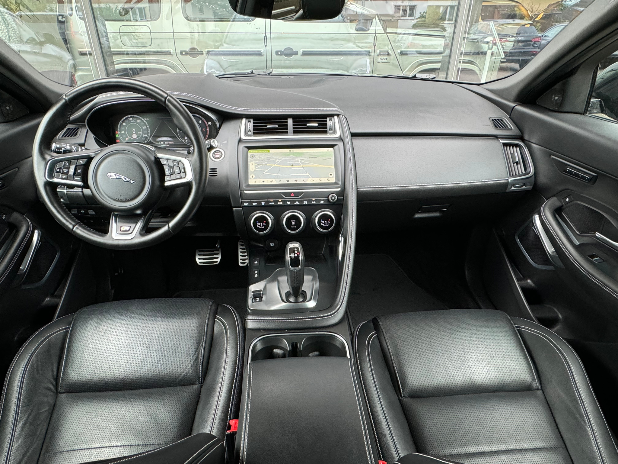 listing desktop thumbnail image 18