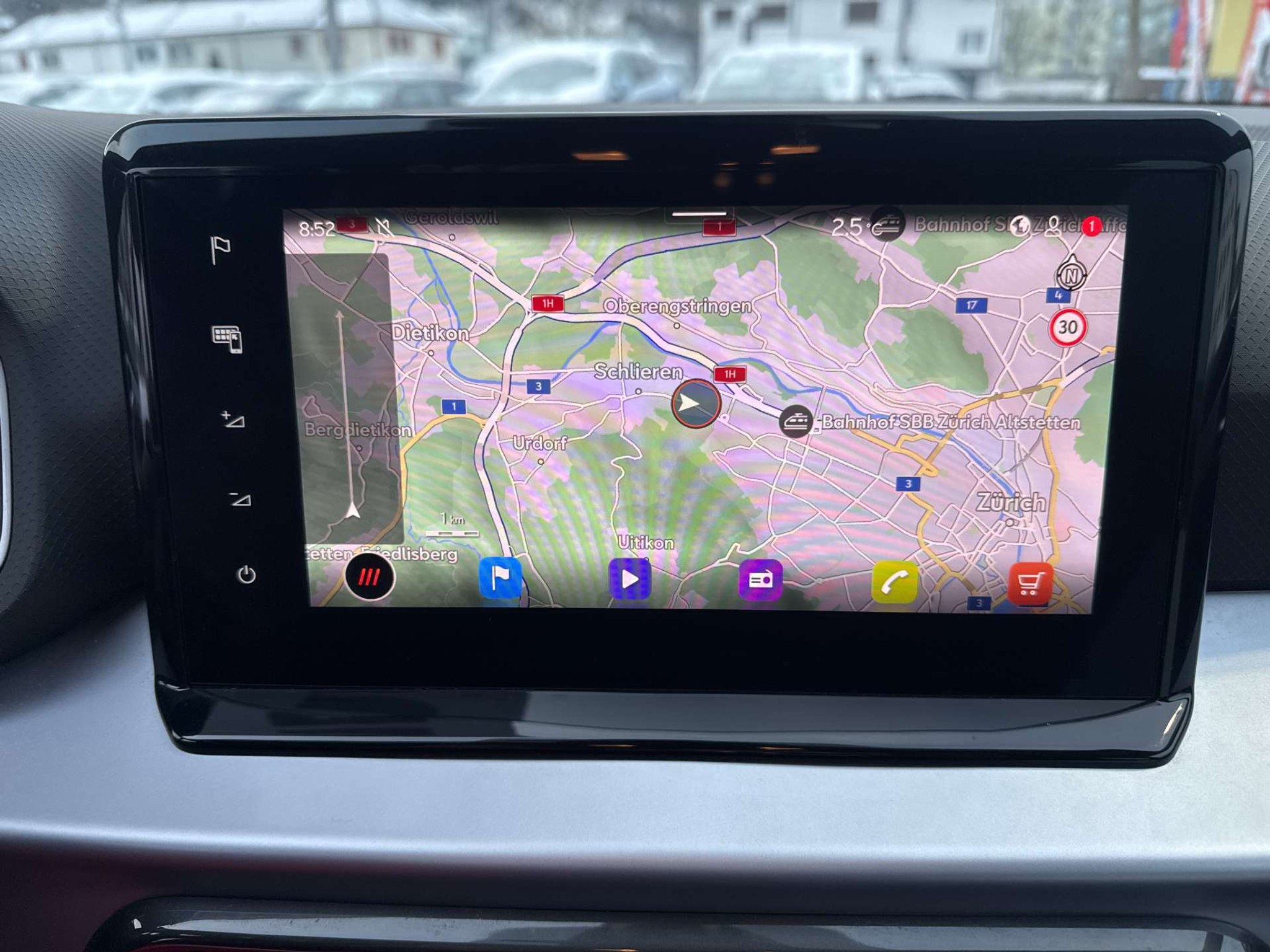 listing desktop thumbnail image 1