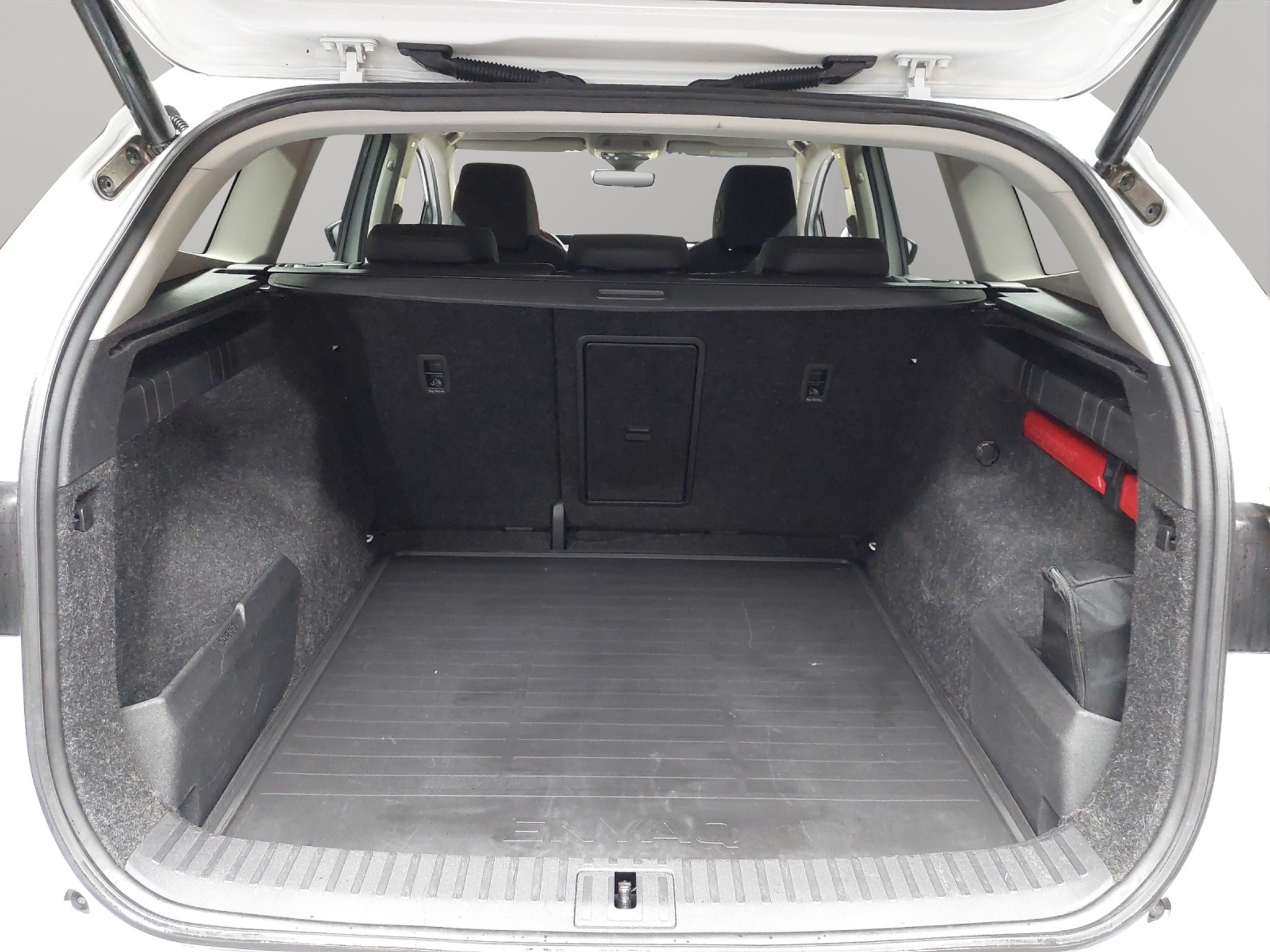 listing desktop thumbnail image 10