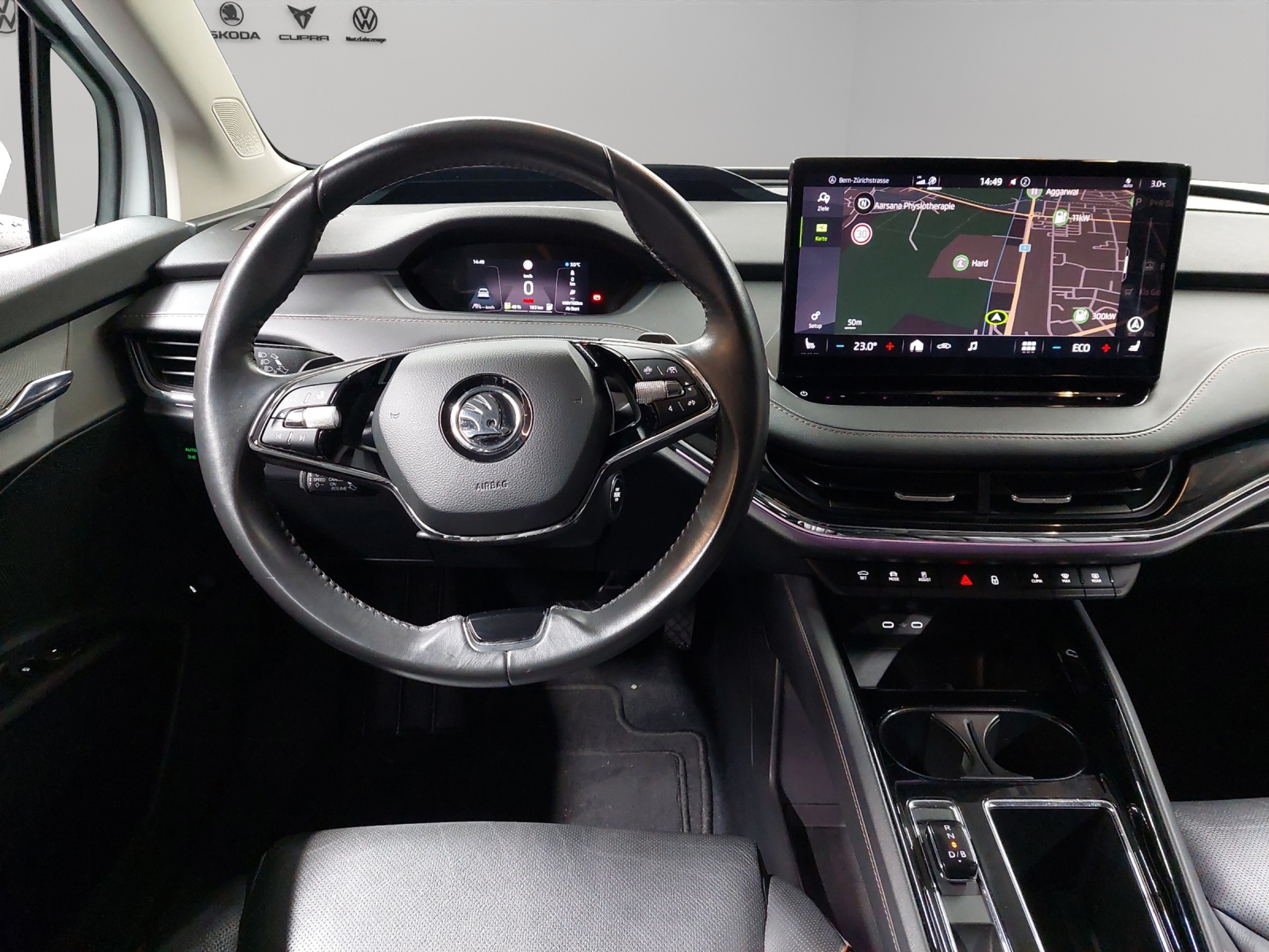 listing desktop thumbnail image 6