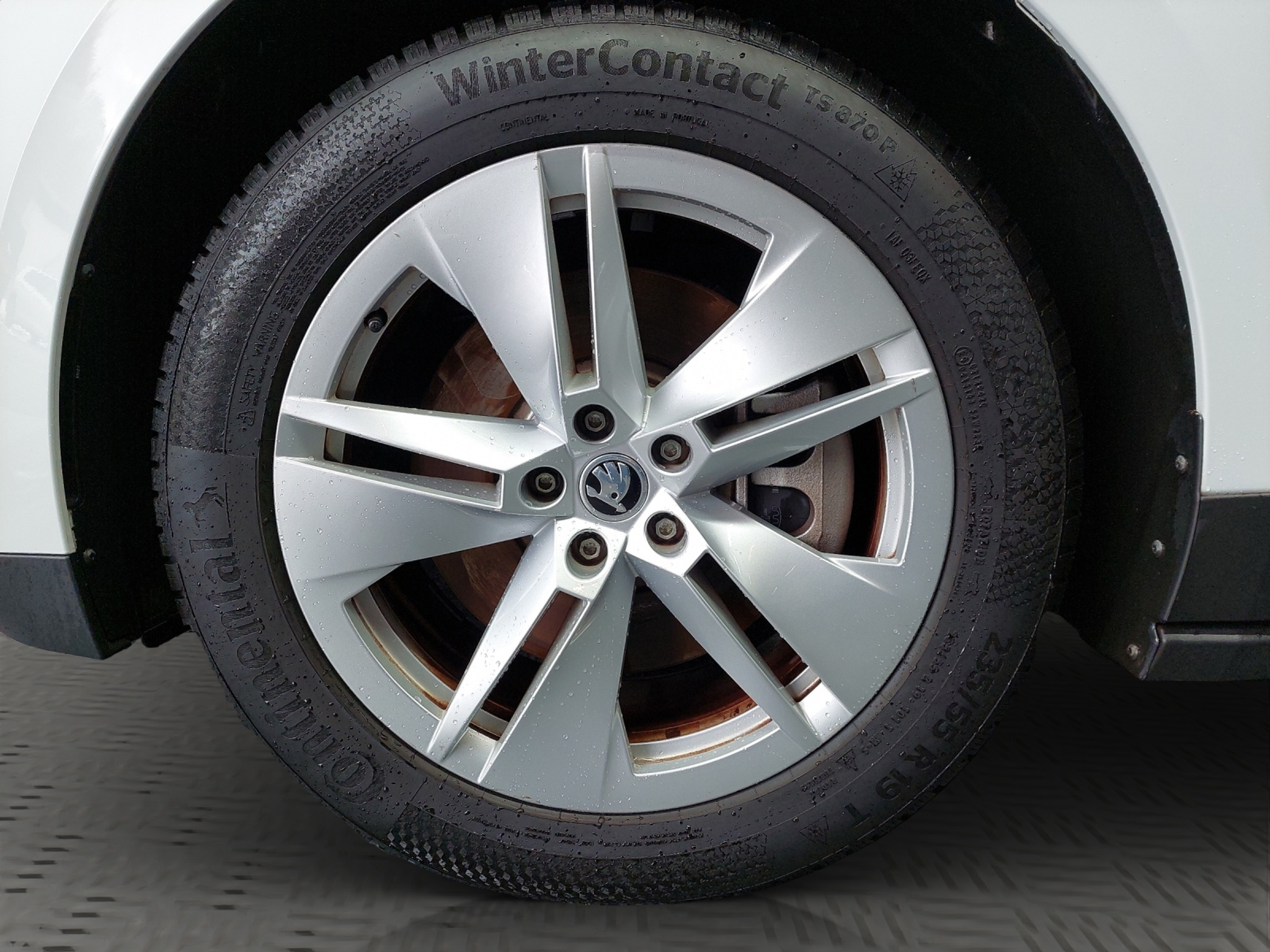 listing desktop thumbnail image 11