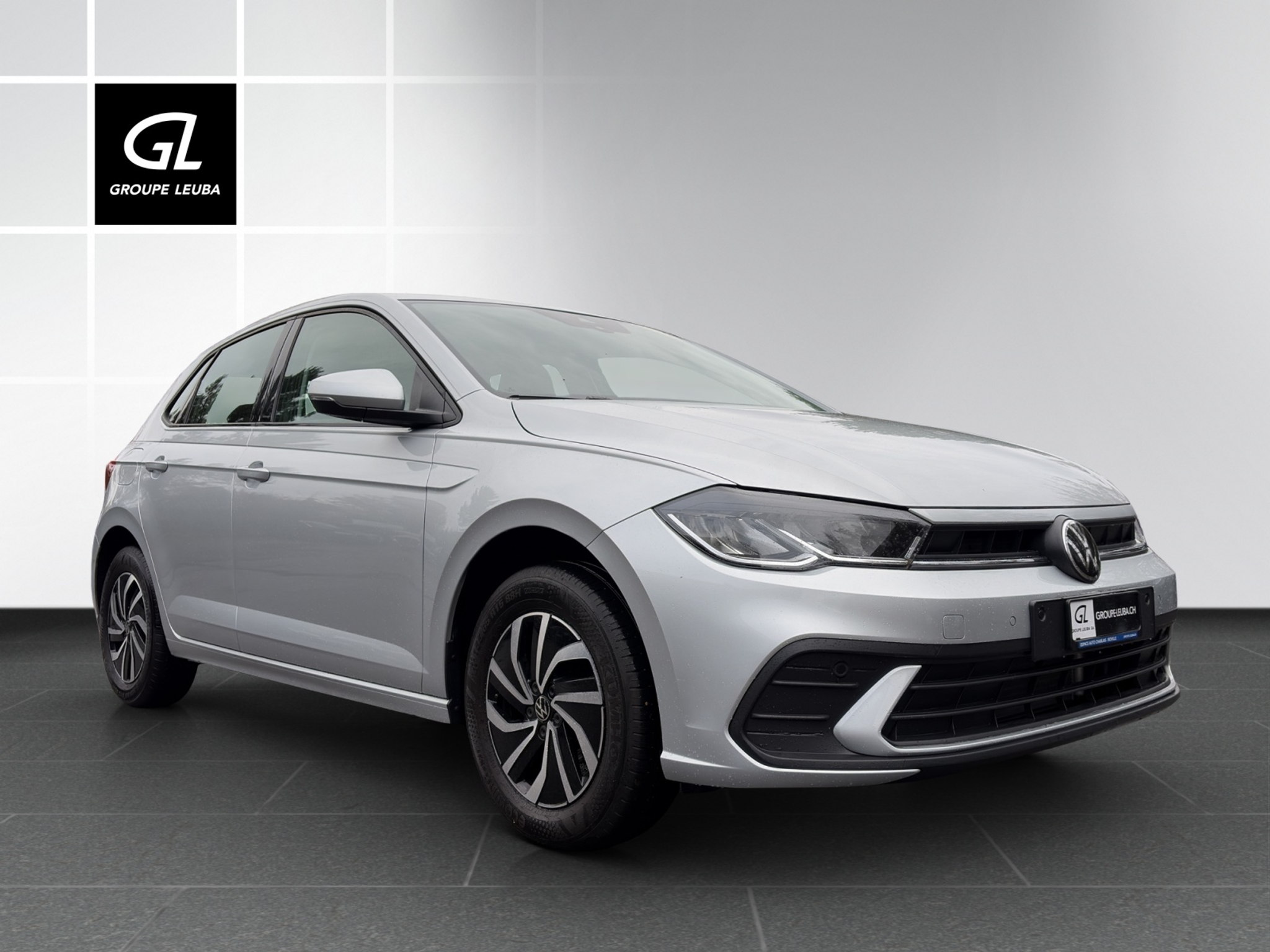 listing desktop thumbnail image 0