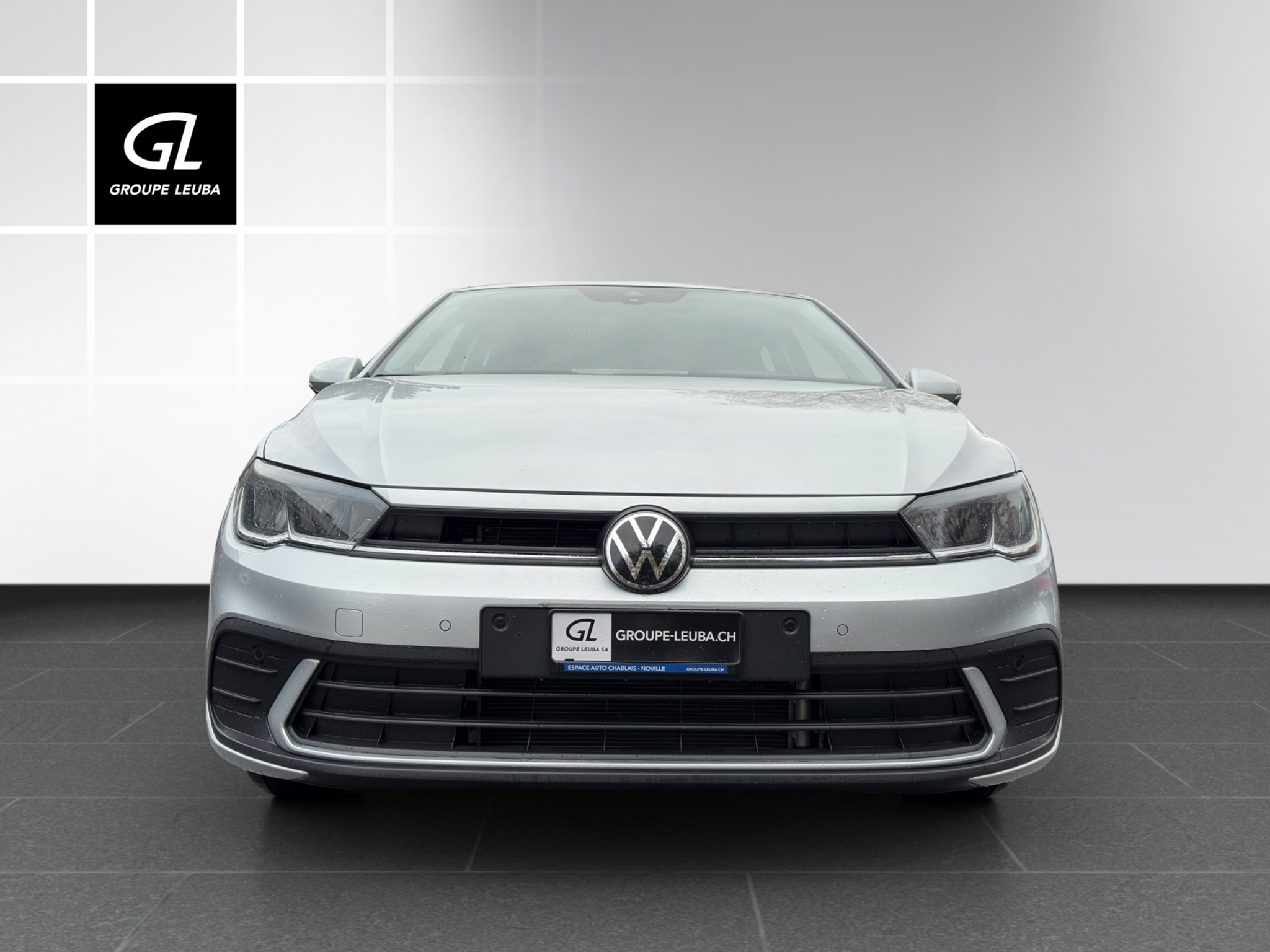 listing desktop thumbnail image 1