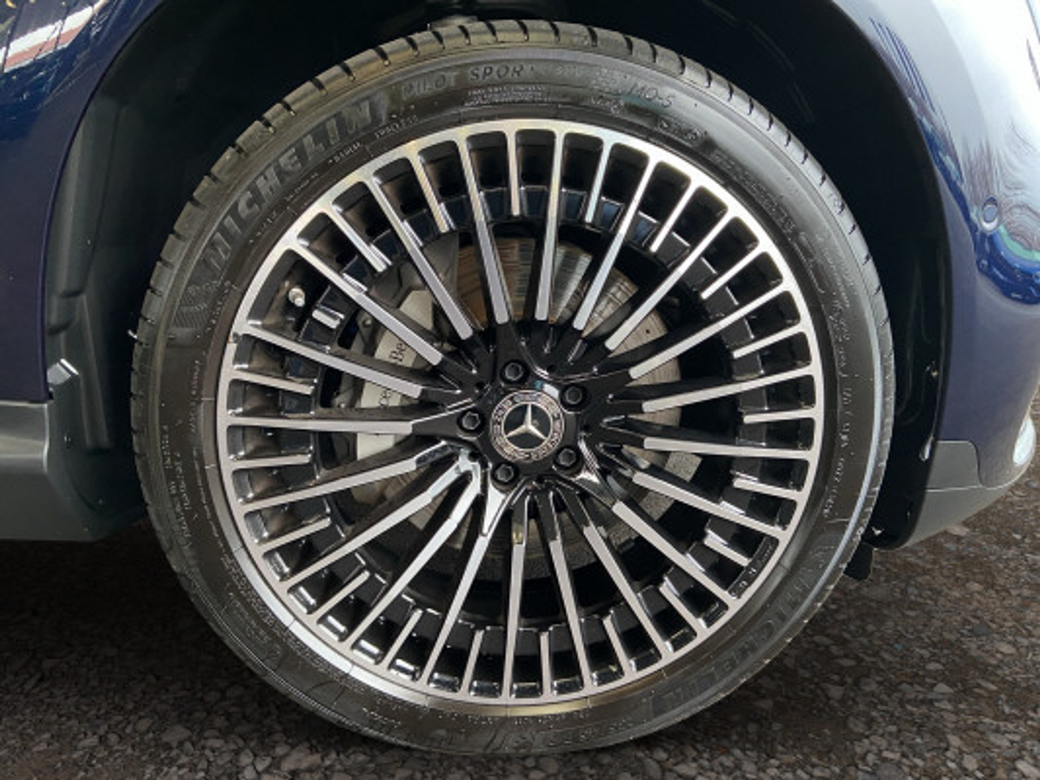 listing desktop thumbnail image 7