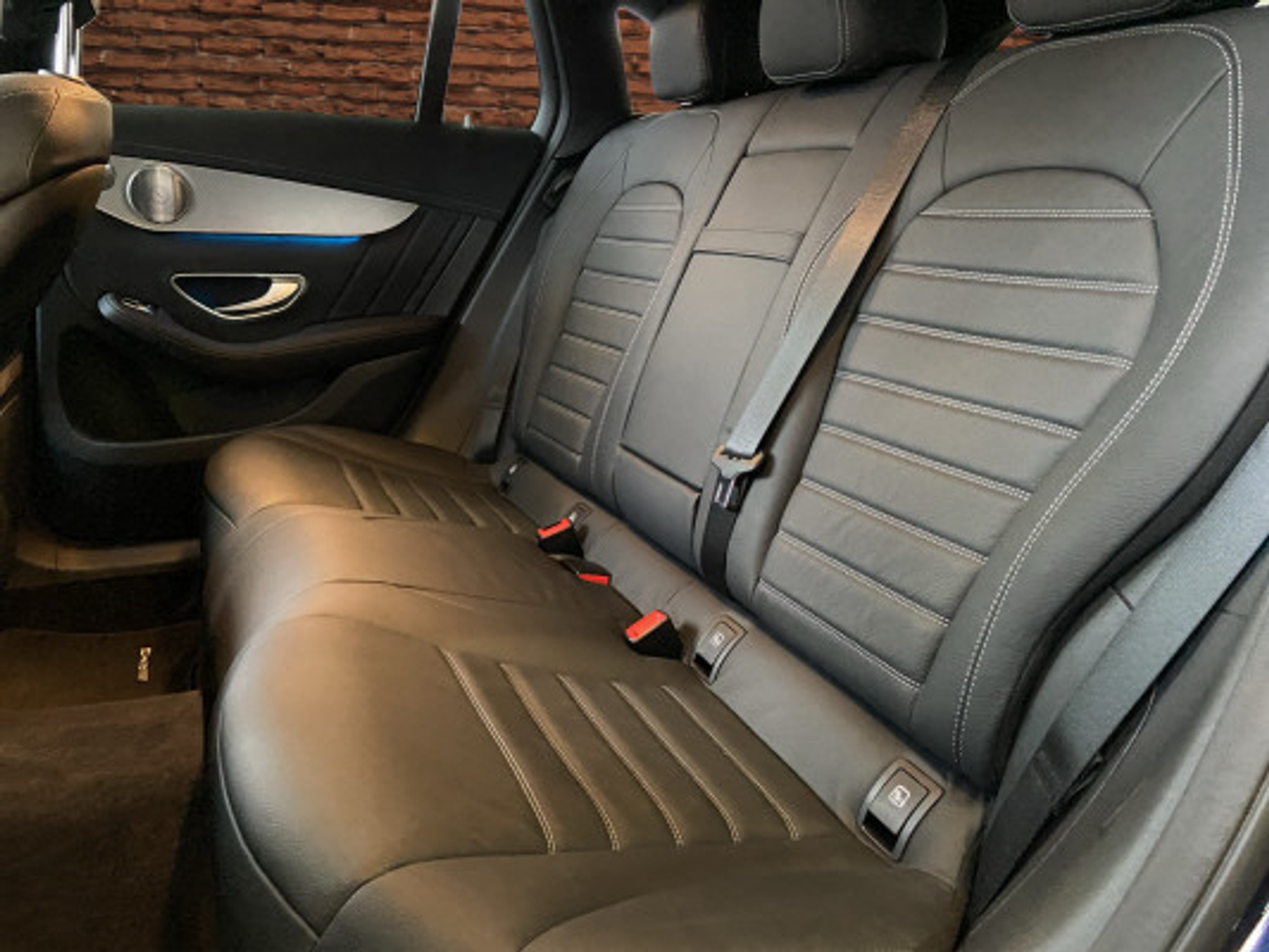 listing desktop thumbnail image 13