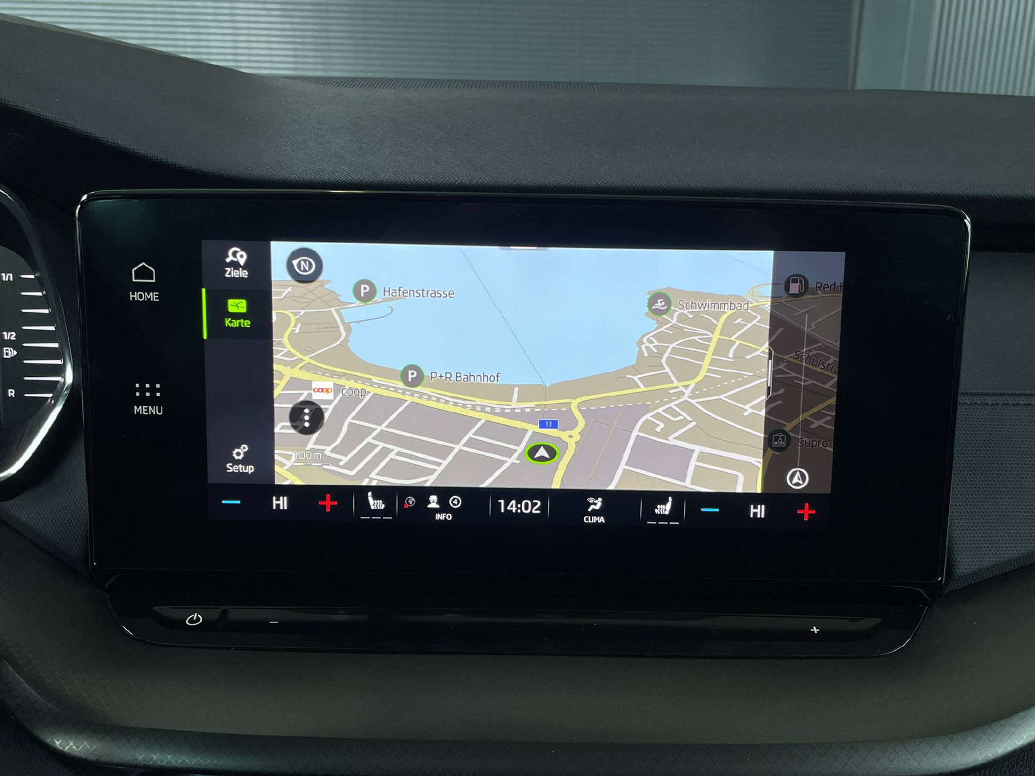 listing desktop thumbnail image 11