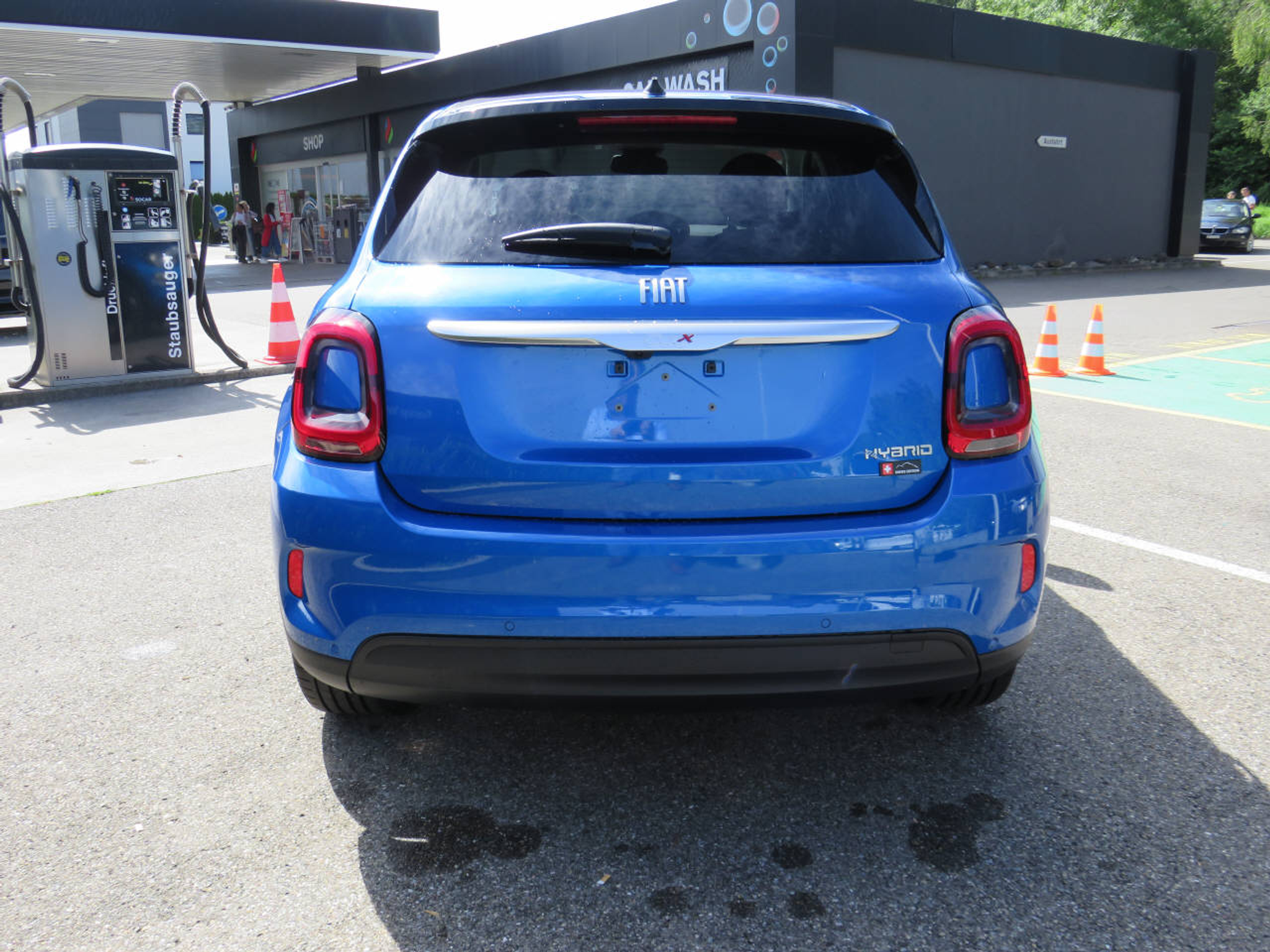 listing desktop thumbnail image 4