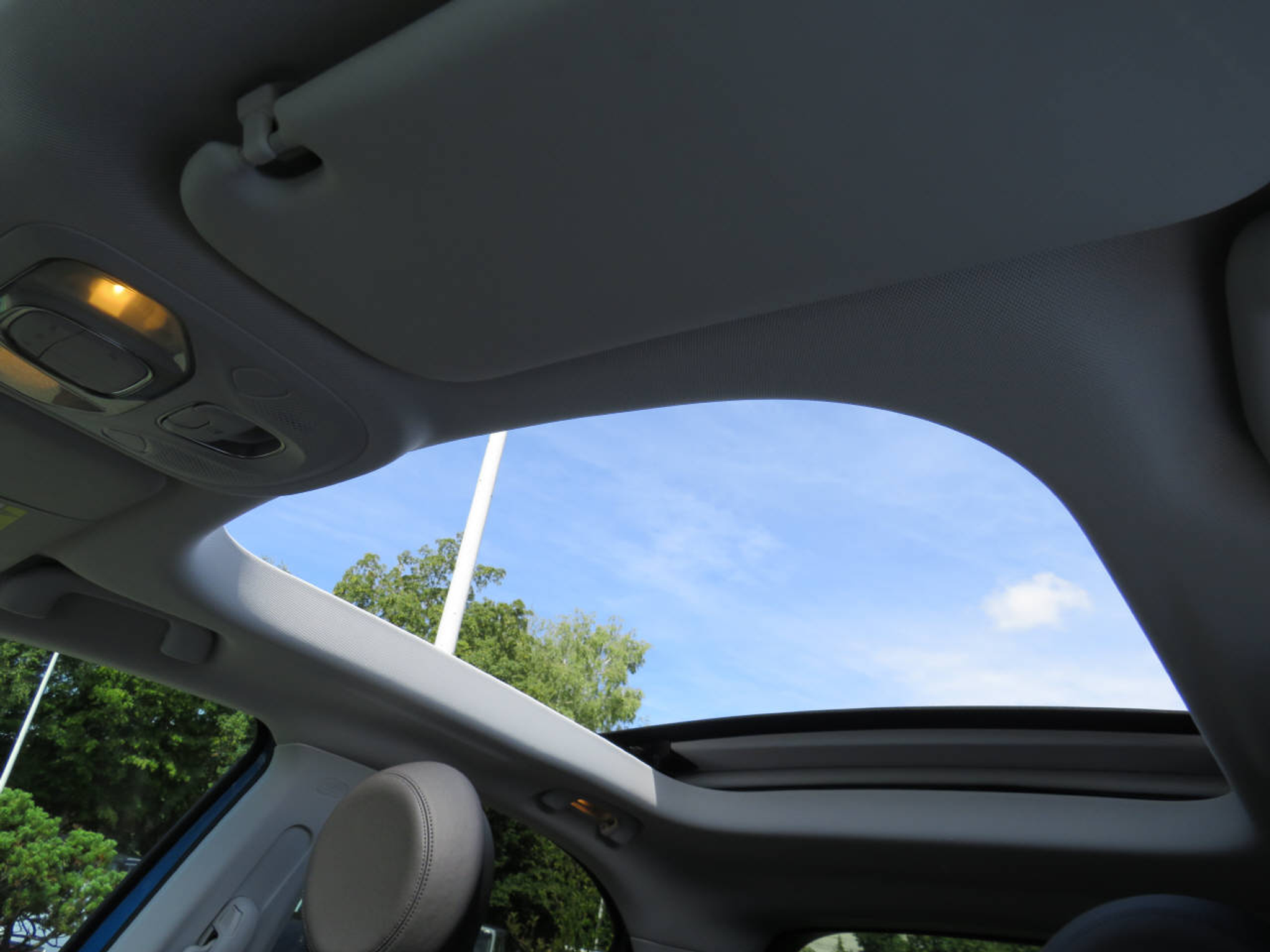 listing desktop thumbnail image 13