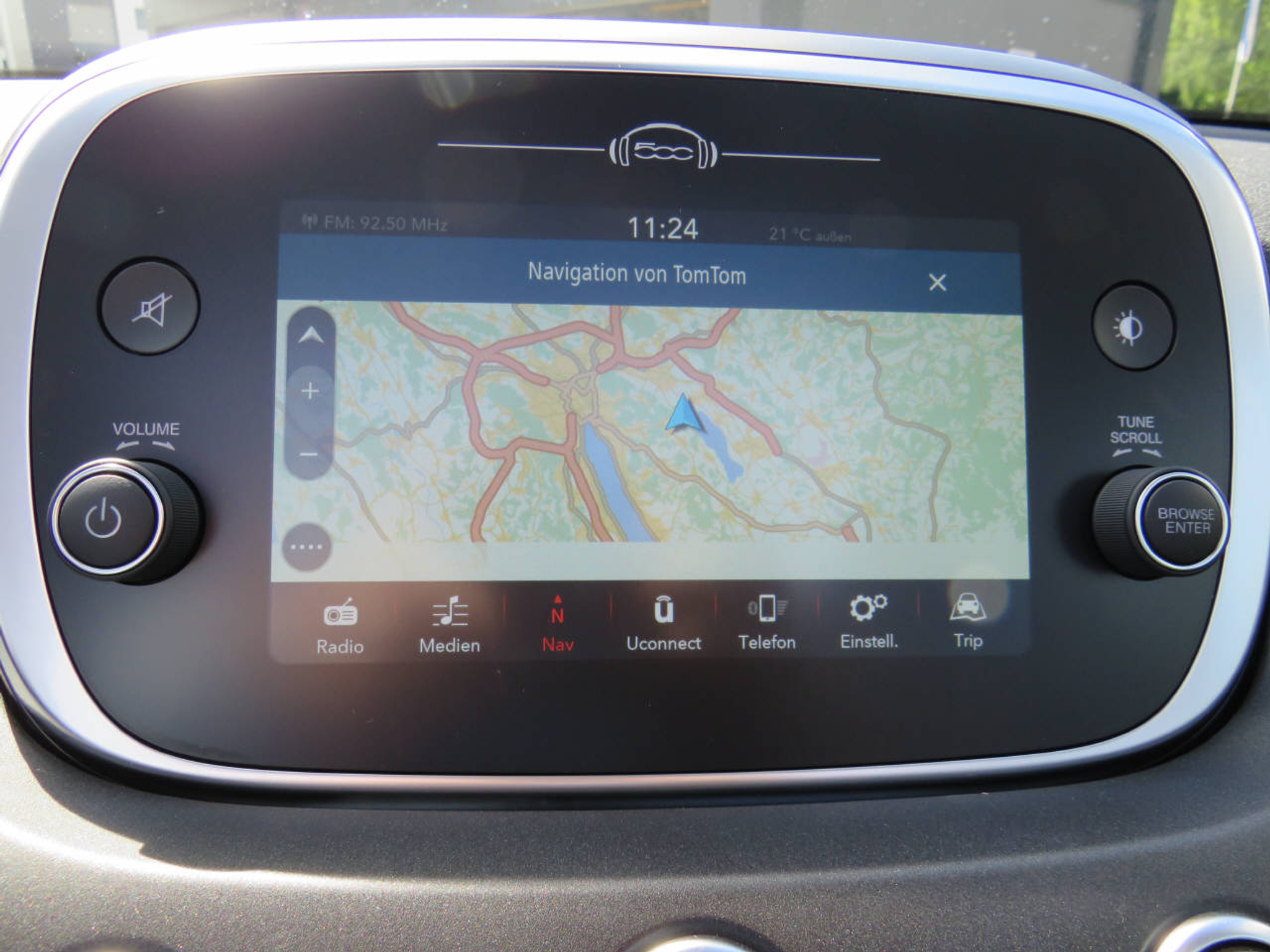 listing desktop thumbnail image 8