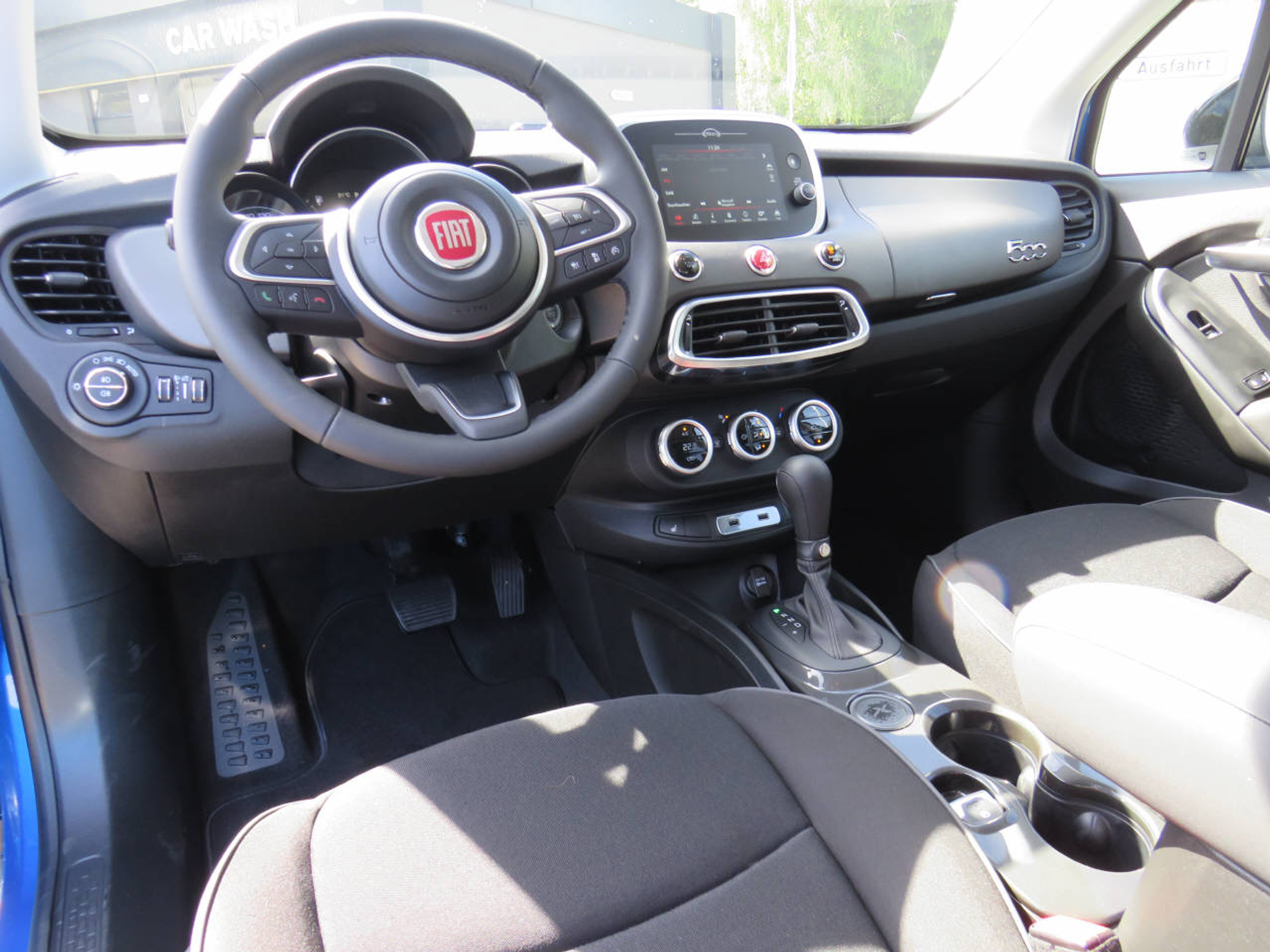 listing desktop thumbnail image 10