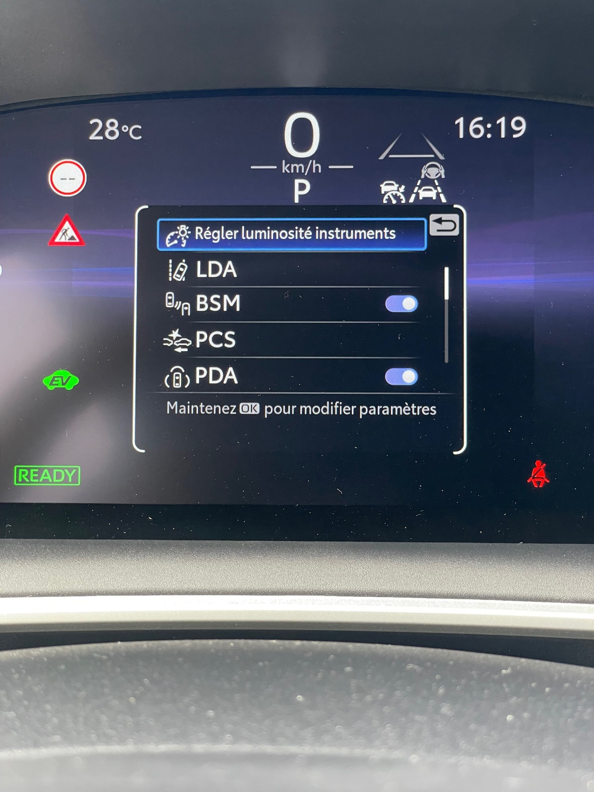 listing desktop thumbnail image 25