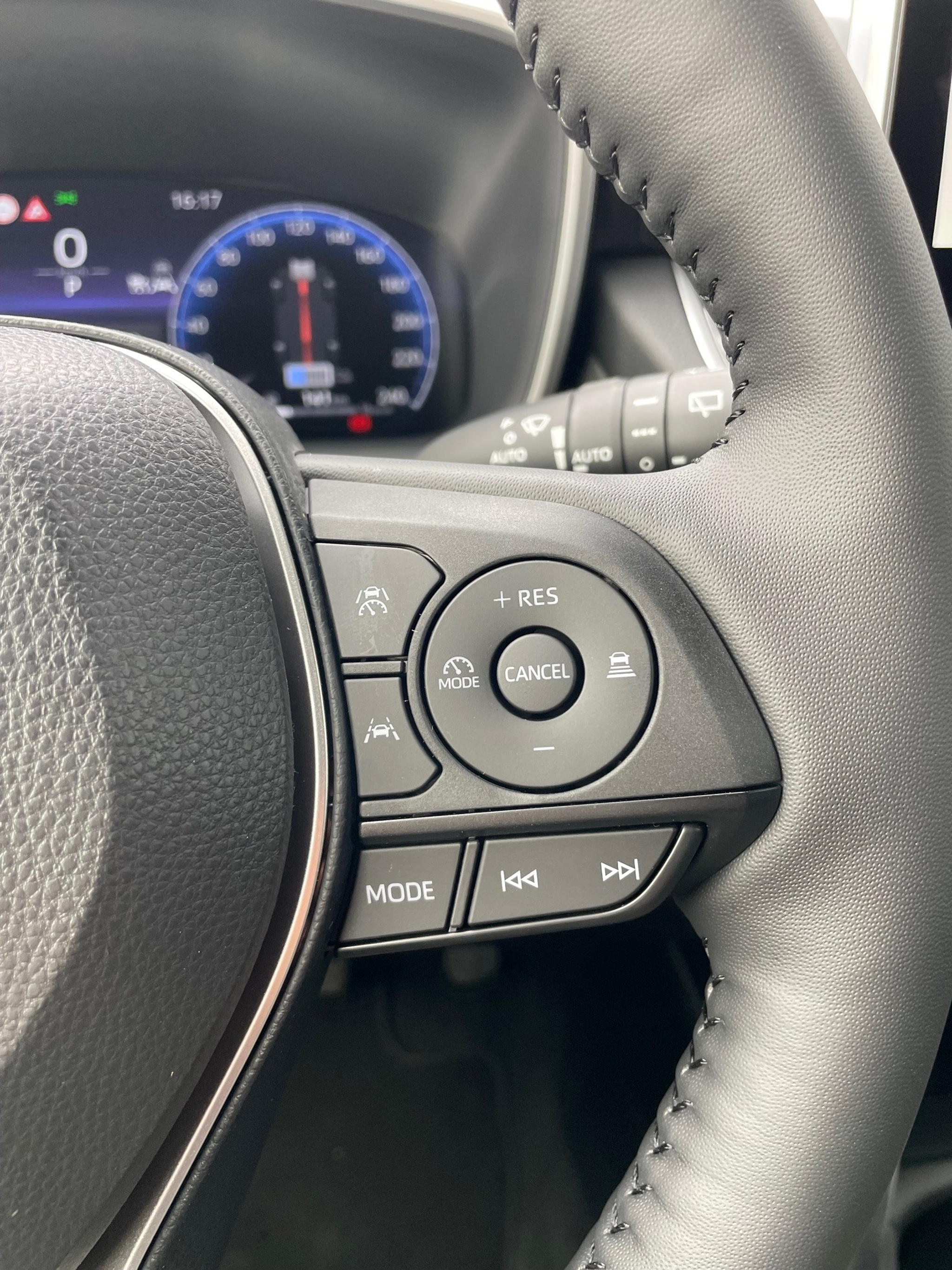 listing desktop thumbnail image 17