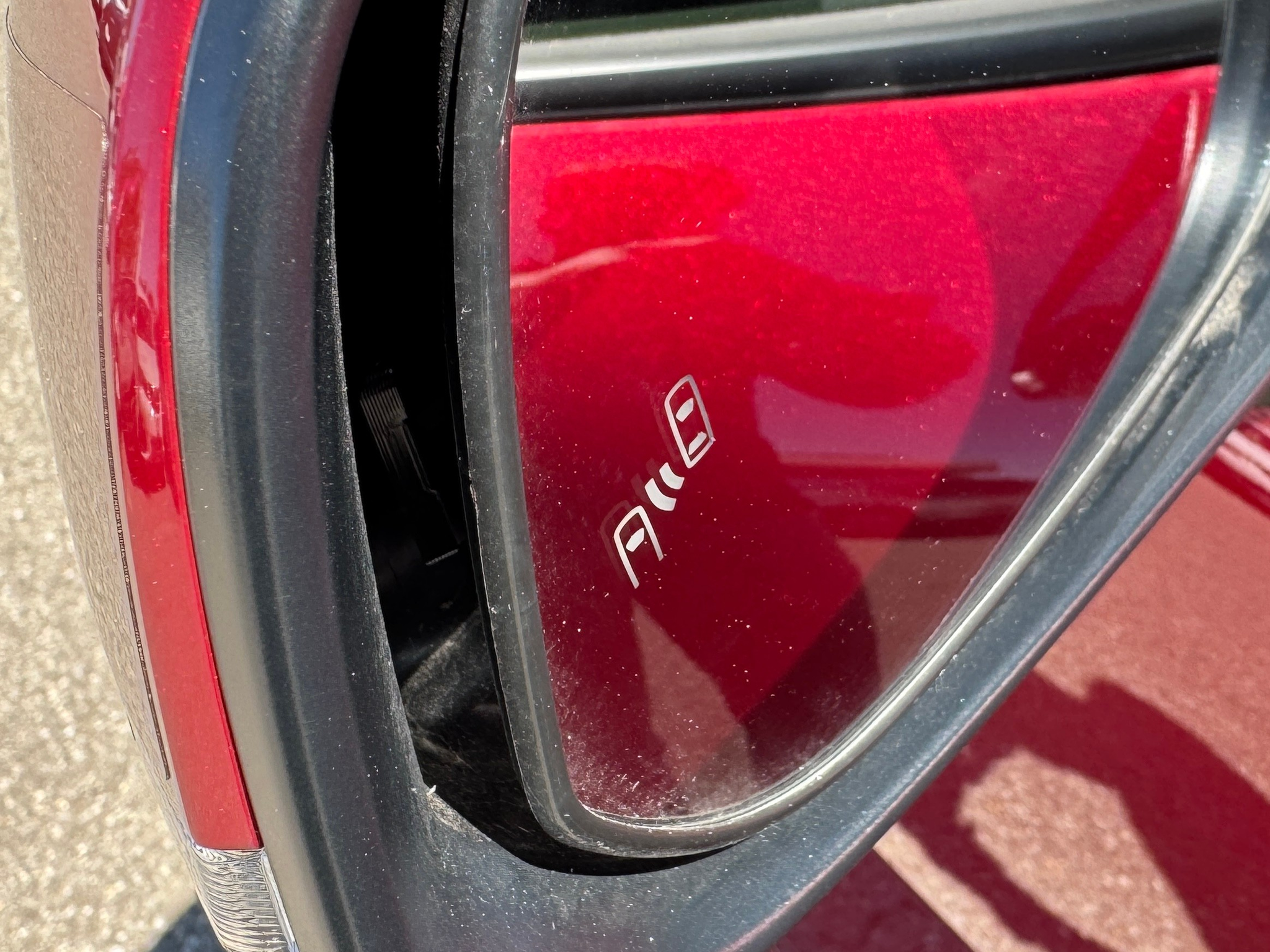 listing desktop thumbnail image 5